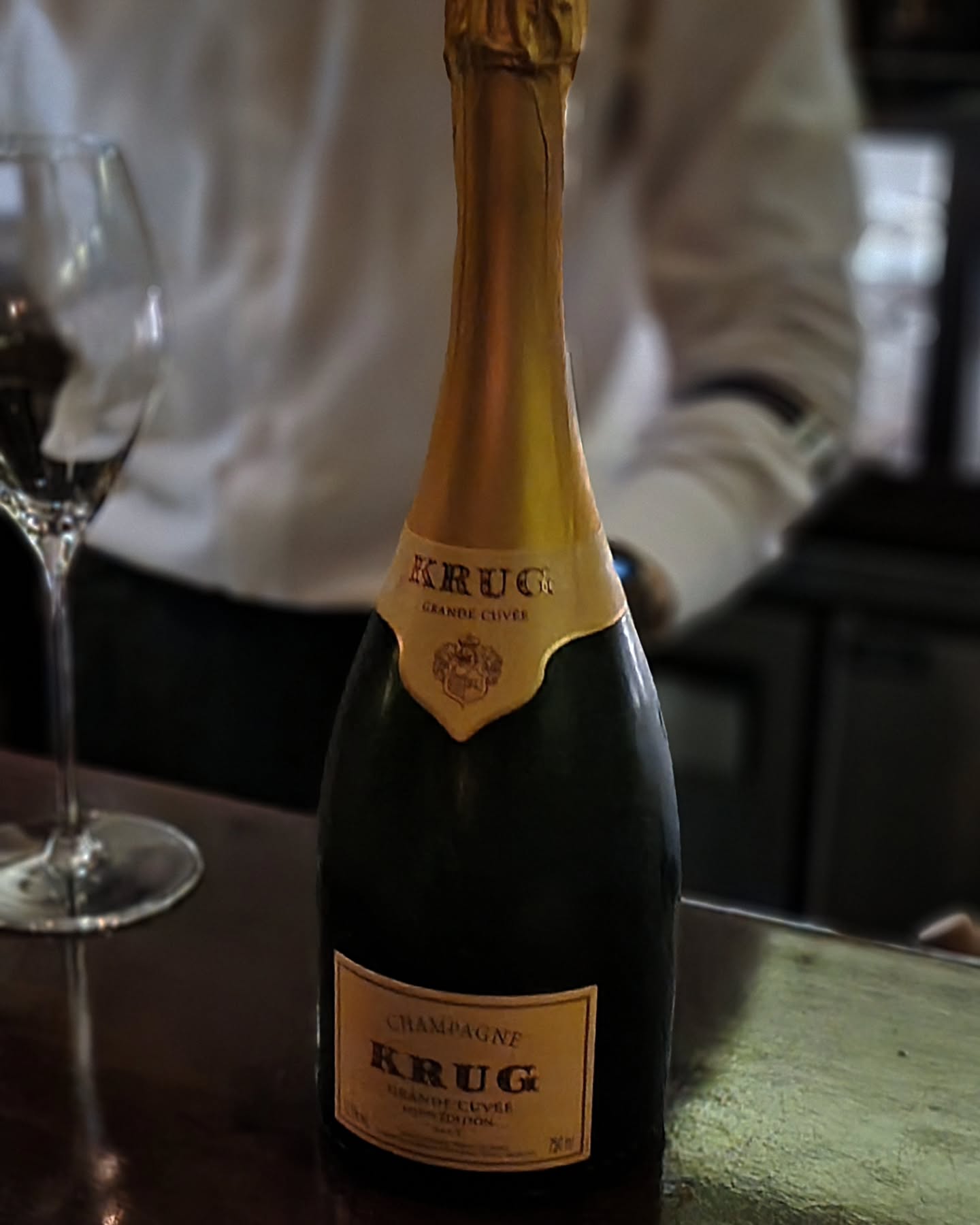 ⠀
월드클래스 코리아 2023에서 우승한
김민홍 바텐더님이 계신 한남동 소코!🍸
분위기 너무 좋아서 크룩깠지 모야..🥂🍾
⠀
⠀
⠀
⠀
⠀
⠀
⠀
#소코바
#칵테일바