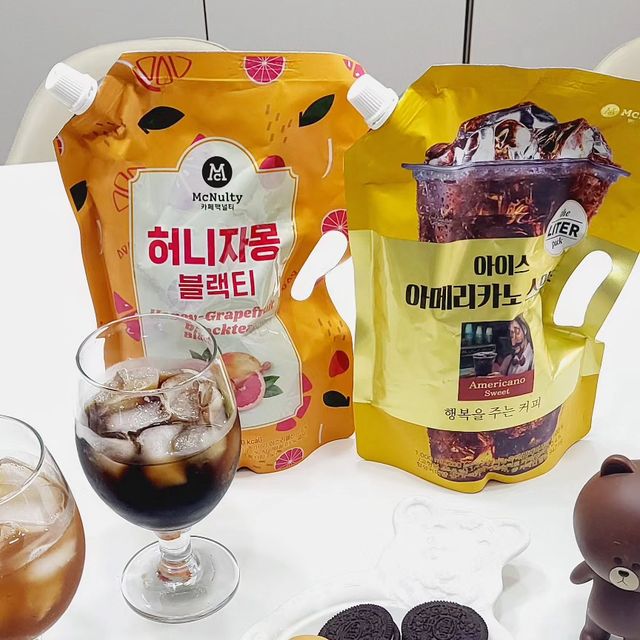 미니언니👧(늦어도📨답방 꼭 가요!) on Instagram: "#광고 "카페음료를 집에서~" #편의점음료 이제 카페서 즐기는 음료를 집에서 간편하게 즐길 수 있어요~ 1L 대용량 파우치가 새로나와 바로 시