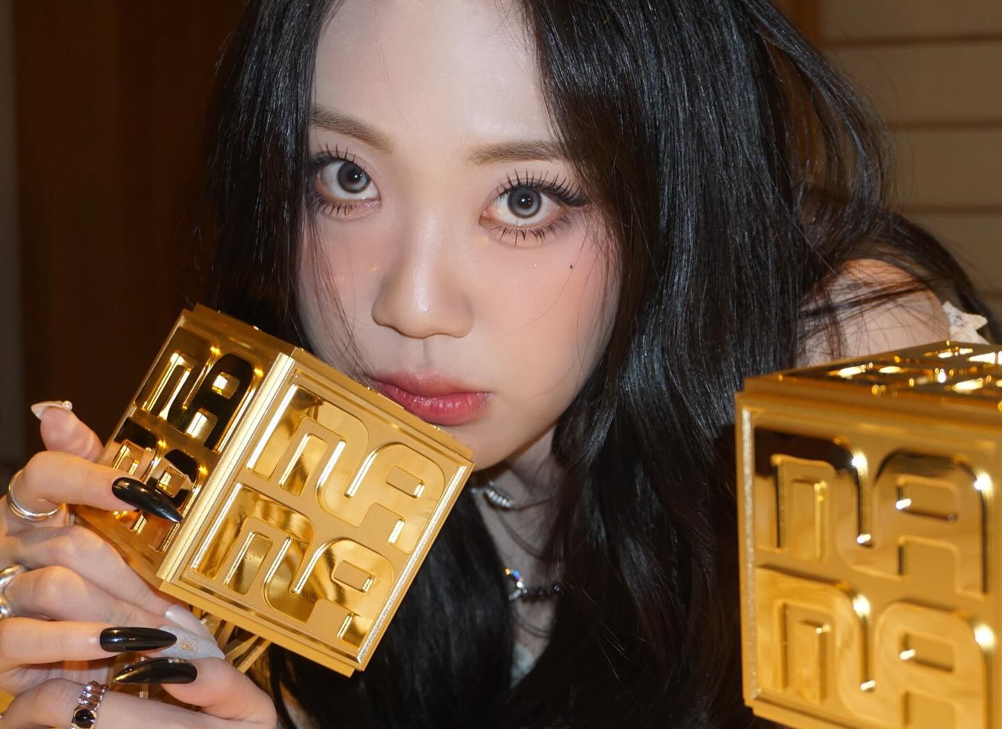 2024 MAMA AWARDS 이영지❤️

ARTIST youngji_02 
MAKE UP daindaini
HAIR hi__hikim 
STYLIST sensi_bilite 

메이크업 예약은 프로필링크로🤍🤍🤍
#다인쌤메이크업 #다인쌤 #키츠다인
#키츠 #키츠헤어메이크업 #kitts