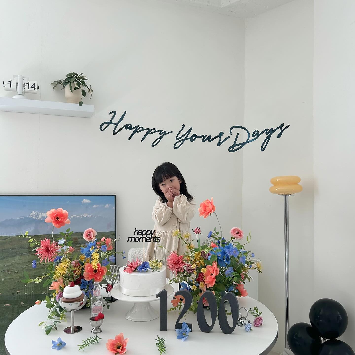 하은아 1200일 축하해( ღ'ᴗ'ღ )

#여운스튜디오 #김해렌탈스튜디오 #김해파티룸 #김해기념일촬영 #백일촬영 #돌촬영 #1200일촬영