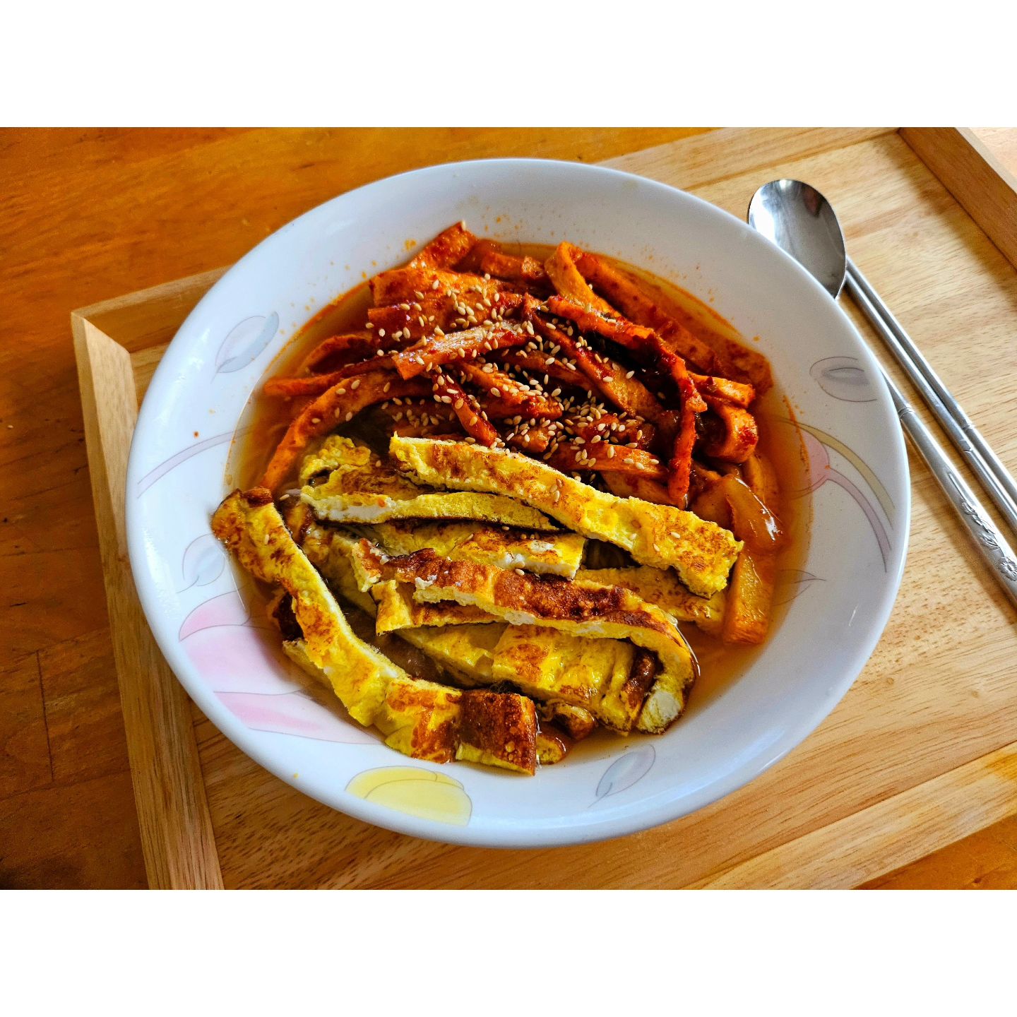 #어묵 으로 국수를 만들었는데
너~무 맛있잖아 😄