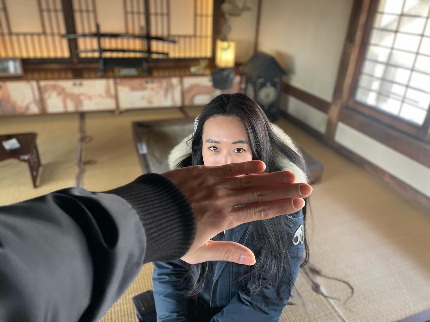 미스터선샤인 세트장 선구경 후드라마
.
.
.
#명장면 #따라하기
#드라마는이제보지만 #알건다알지