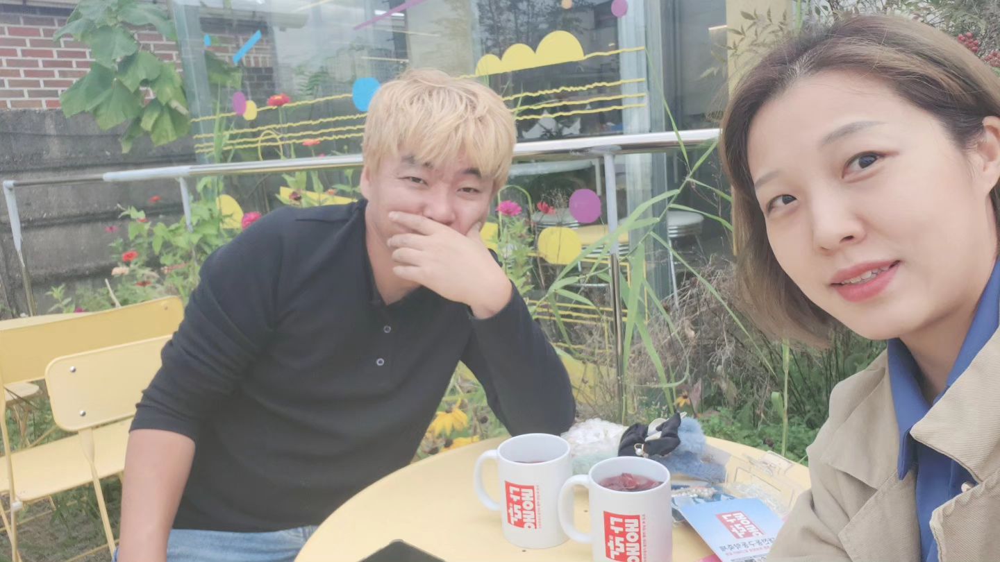#소제동 과거와 현재가 공존하는 곳

#층층층 블루멜로우피치아이스티

#견우재 반려견운동장 있는 감성카페 

#러블제이 주얼리 소품 공방샾

써지컬 귀걸이 목걸이 포함 헤어핀9종 13.000원에 주신 #러블제이 사장님 감사해요!!

올가을 트렌드는 #옐로우골드