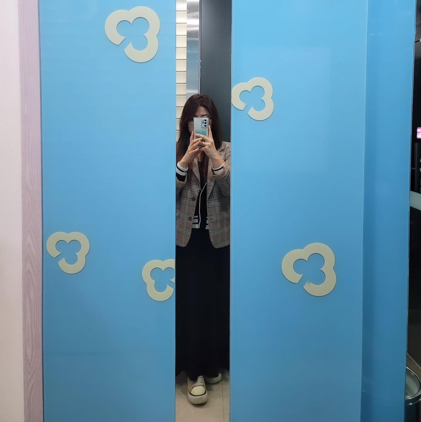 새마을금고 거울 칭찬해~
#날씬해보이는거울
