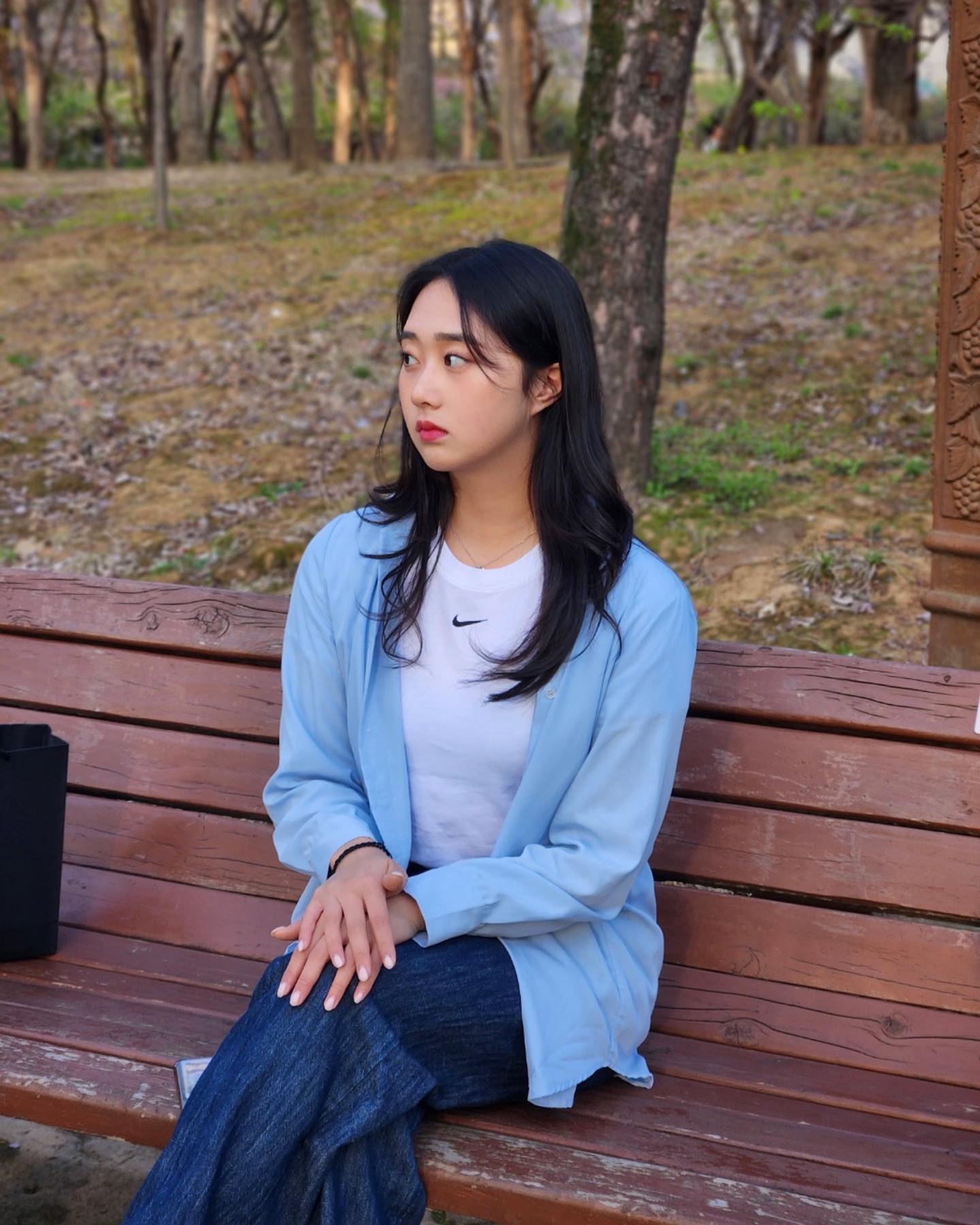 엄마가 찍어 준 사진🌷🐰

갤럭시로 처음 찍어봐..
생각보다 잘 나와서 놀랬네🫣

즐거운 일요일요일💖
#엄마랑데이트 
#대구드라이브