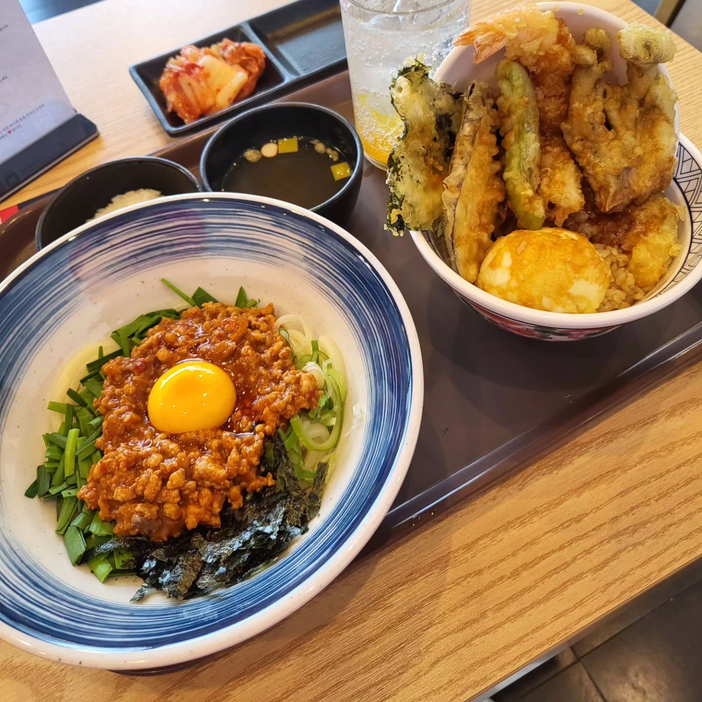 #만수동텐동맛집  #텐산
#마라소바 #텐동

#만수3지구맛집 
마라소바 면발을 보니 #우동도맛있겠군!!

맛있는점심