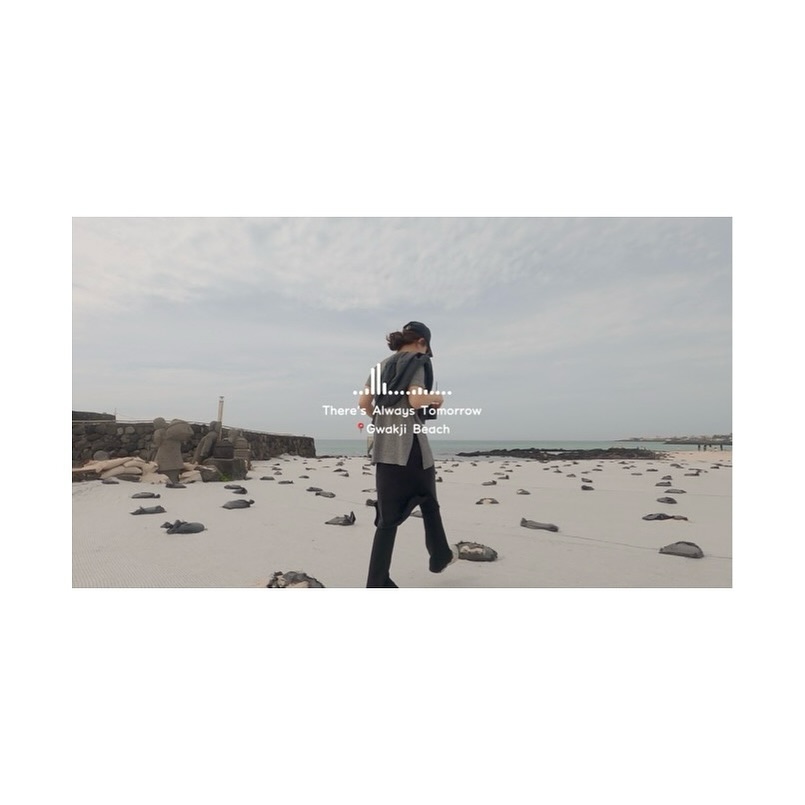 2️⃣0️⃣2️⃣4️⃣.0️⃣5️⃣.1️⃣2️⃣
220#Vlog • 나홀로 제주 | 곽지 해수욕장 𖤐 Jeju 뮤직 여행 브이로그

나의 생일 🎂
제주 여행의 추억 남기기 🎶
내가 주인공이야 😎

📱 YouTube 👉🏻 리나슈
linashoe_lab
#혼자 #생일 #여행 #제주도 #브이로그