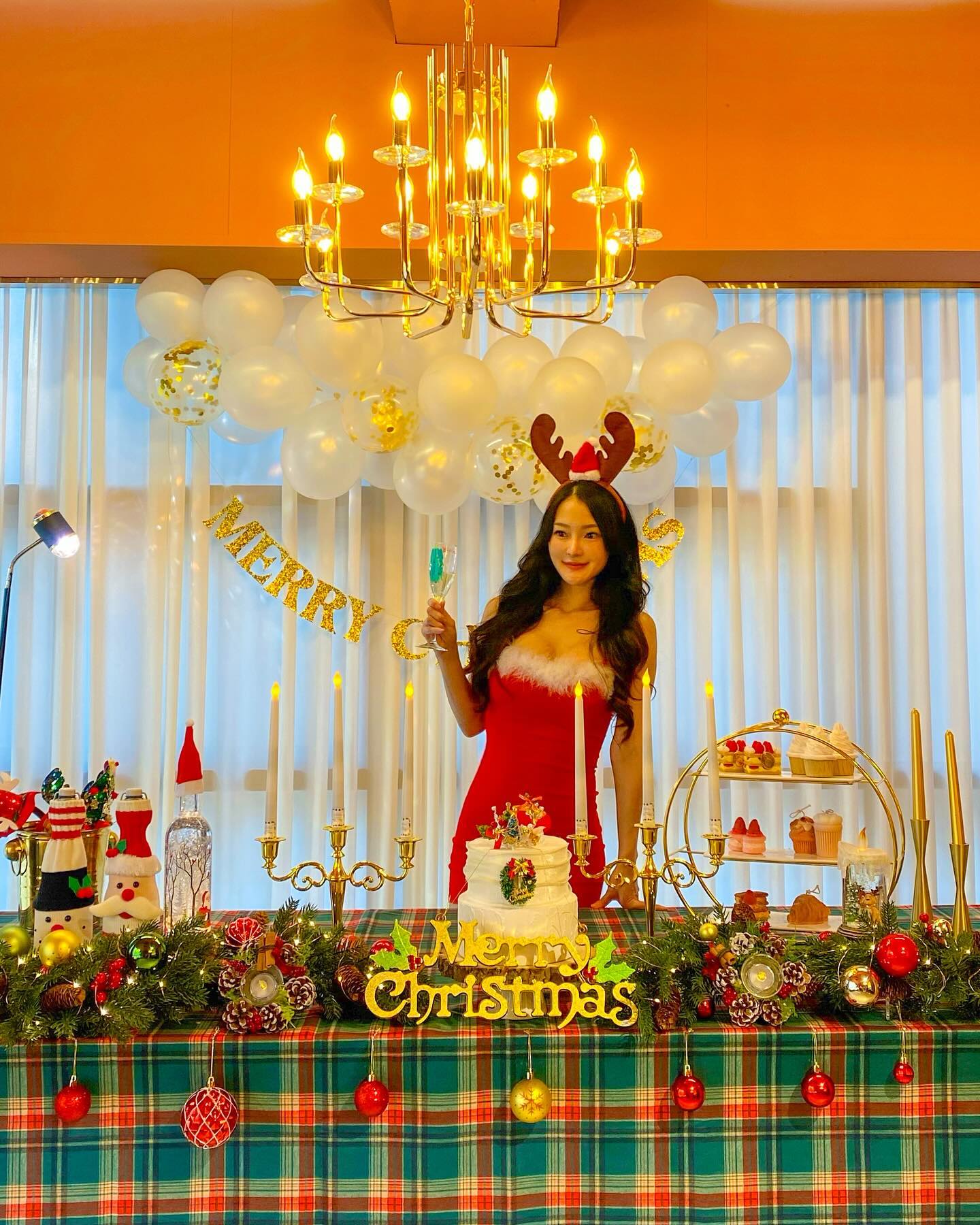 𝕄𝕖𝕣𝕣𝕪 ℂ𝕙𝕣𝕚𝕤𝕥𝕞𝕒𝕤🎅🎄
2023년은 한가족이 더 생기고 뜻깊은 한해였어요 
2024년도 알차고 행복한 한해가 되길🫶❤️

📍Studio : hwon_studio