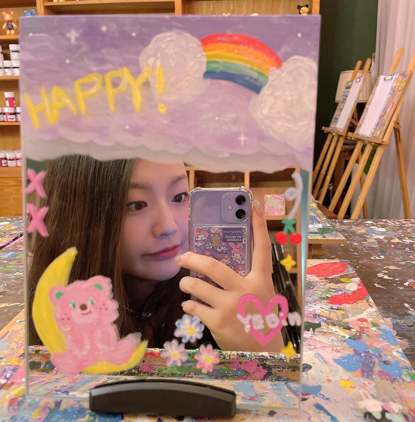 첫 거울페인팅✨🌙🌈🍒
내취향 갸득가득
다음에는 아크릴화 도전!!