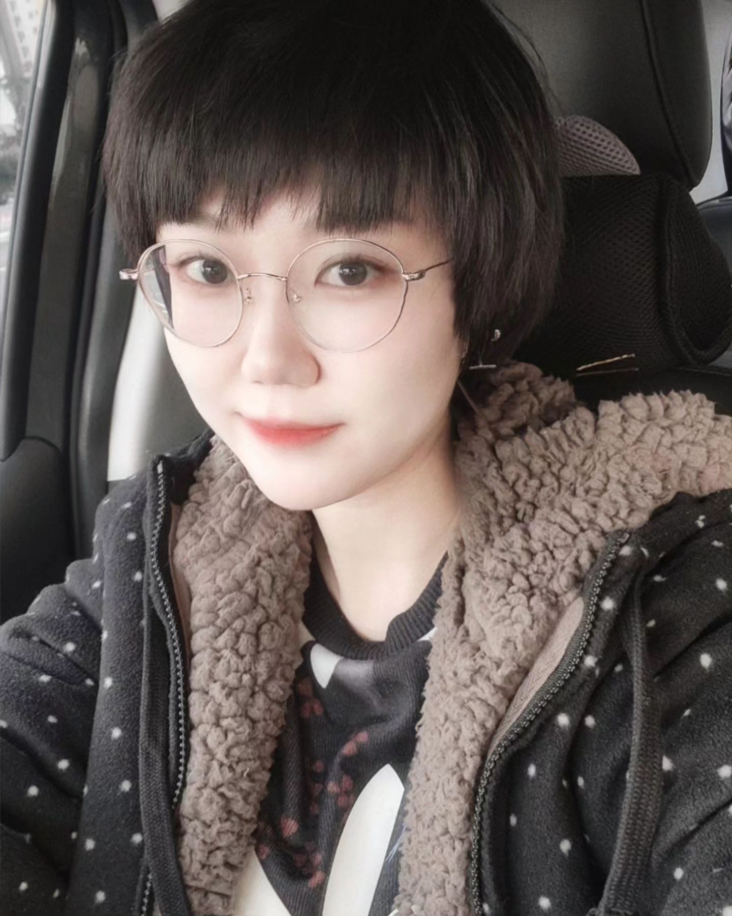 💘굿밤 되세욤🌃🤗💕

🩷동글 동그리 저녁인사왔어요🙏🏻🤣😂
🩷마지막은 회이팅입니당‼️주먹질 아님요❌
.
.
#경기도 #수원 #아줌마 #셀카 #일상 #40대일상 #수원국물닭발맛집
#닭발아줌마 #❤️‍🔥