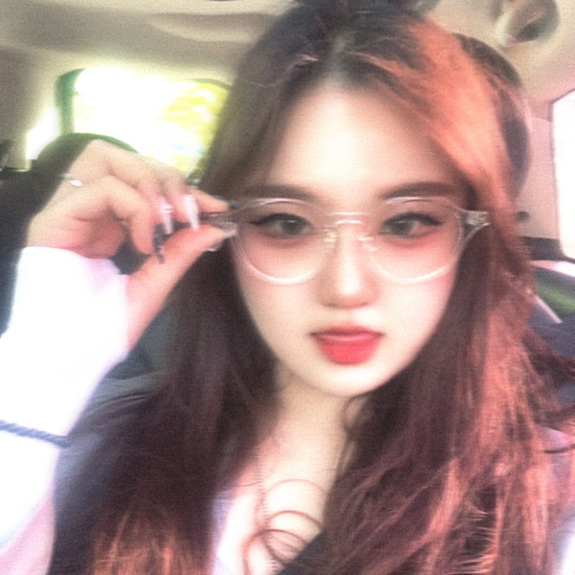 안경을 써보았습니다링링