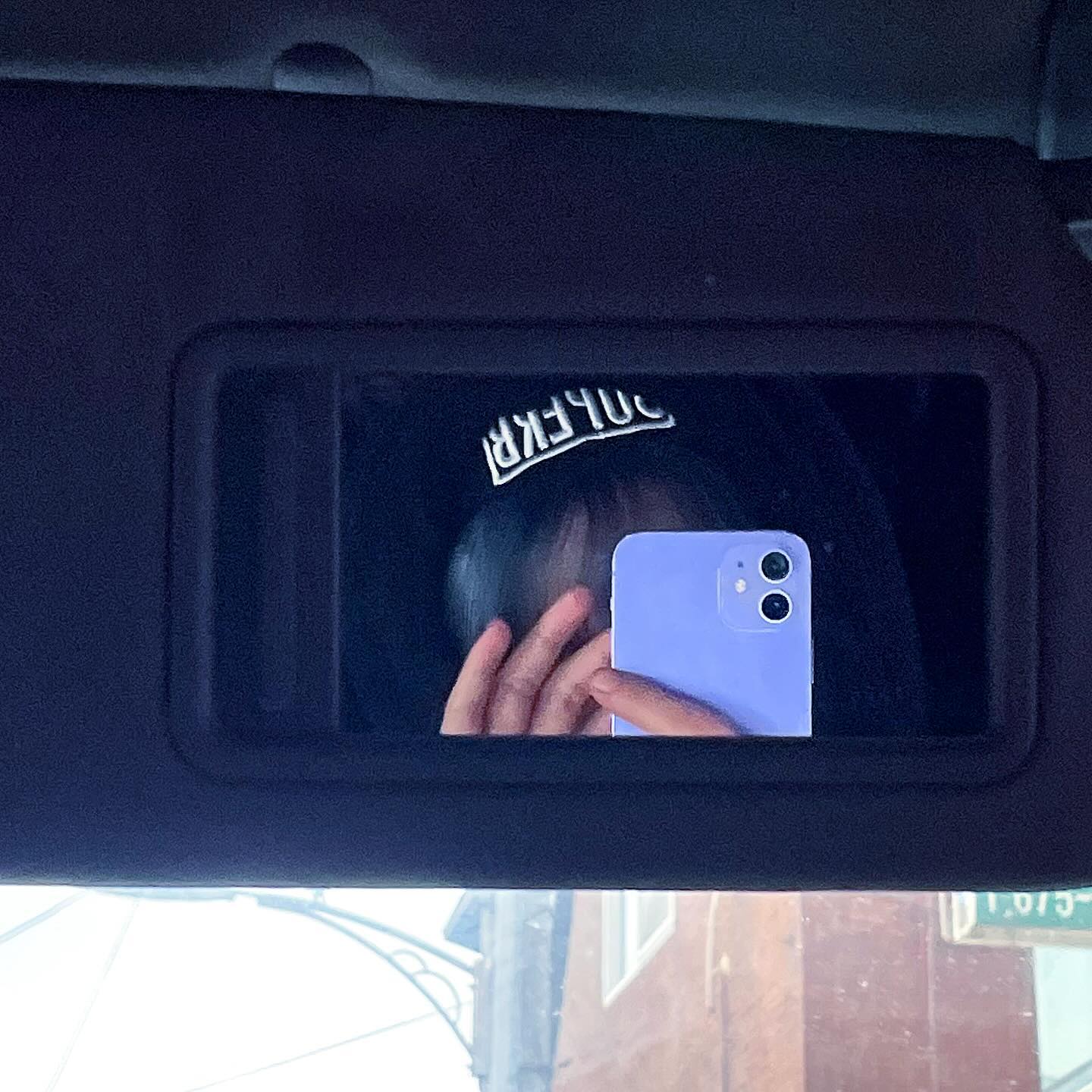 머리색 점점 빠지는듕👀

  #朴永栽