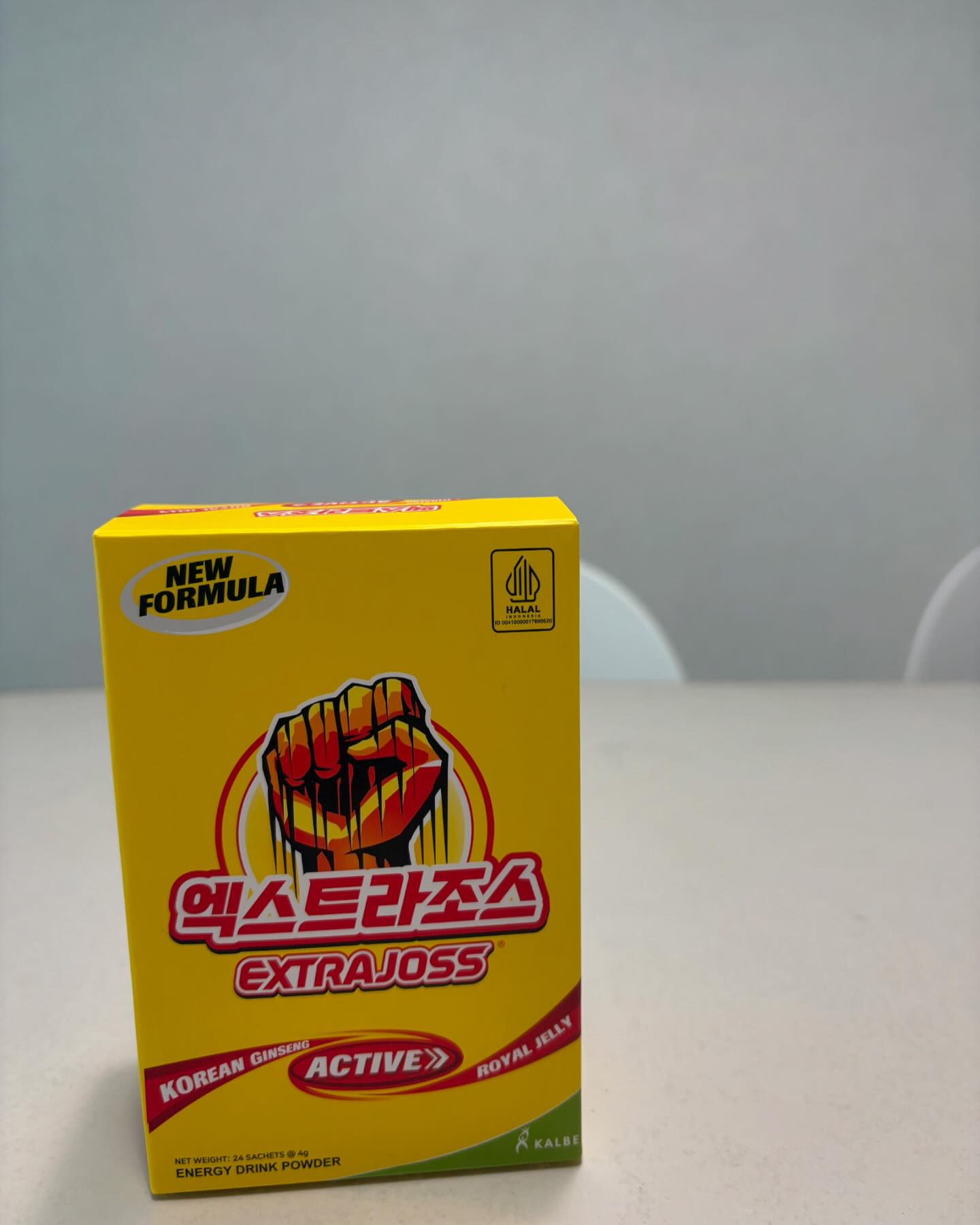 업체로부터 제공받은 제품입니다.

zero카페인! zero당! 카페인에 민감하거나 어린이도 섭취 가능한 에너지드링크
하루에 최대 4포까지^^

운동 전후에도 부담 없이 즐길 수 있고 피곤할 때 마셔주면 딱인 엑스트라조스 에너지 드링크
인삼추출물과 로열젤리가 함유된 엑스트라조스
에너지 드링크 언제 어디서나 간편하게 즐기고 있어요~

#에너지드링크#엑스트라조스#노카페인#파인애플맛#헬스음료#로얄젤리#에너지음료#저칼로리#탄산음료#운동필수템#스포츠음료#운동음료#저칼로리음료