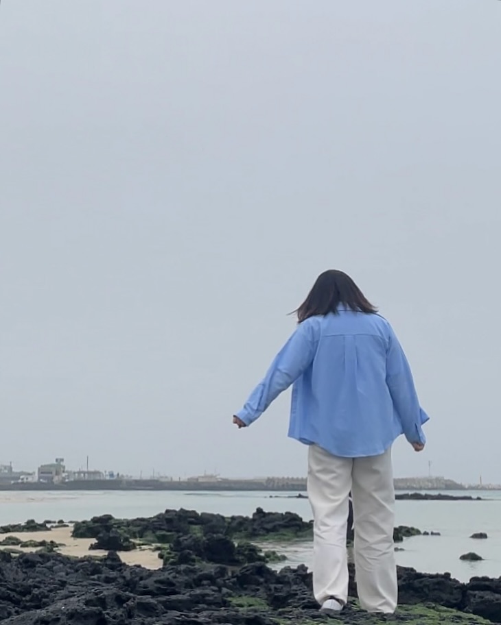 ⠀ 
흐려도 좋았던 제주
나 그냥 제주도에서 살래...🥲
