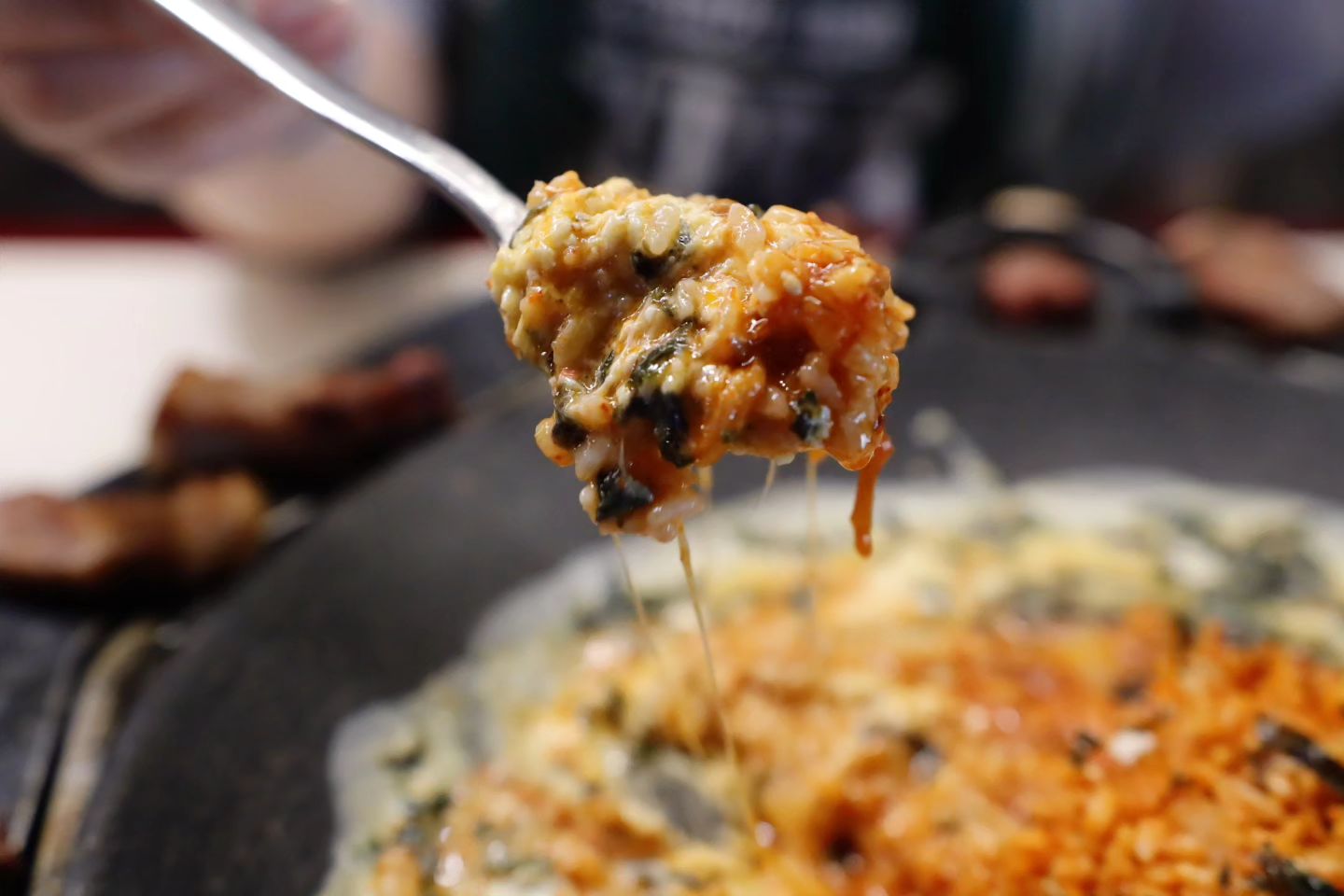 우리가족 정말 좋아하는  #철산역맛집 #제줏간광명철산점
일단 삼겹살과 목살 야무지게 구워먹고
마무리로 밥까지 볶아 먹으면 최고!!
분위기도 좋아서 꼭 제주로 순간이동한 느낌!
주말에 또 와야지!

#제줏간 #철산흑돼지 #경기광명맛집 #경기맛집 #경기고기집 #제줏간철산점 #제줏간철산 #제줏간광명 #철산고기집