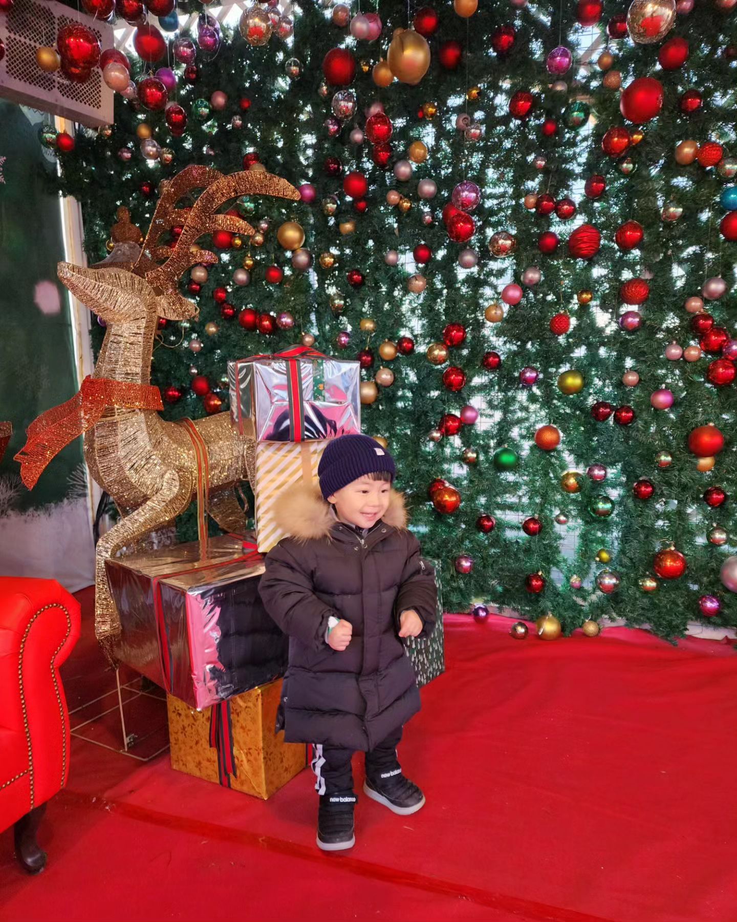 크리스마스🎄 분위기 물씬나던 ㅋㅋㅋ
나는 이걸 2월에 올리고 있네~
퍼스트가든 놀이기구는 시시해하던 너 ㅋ