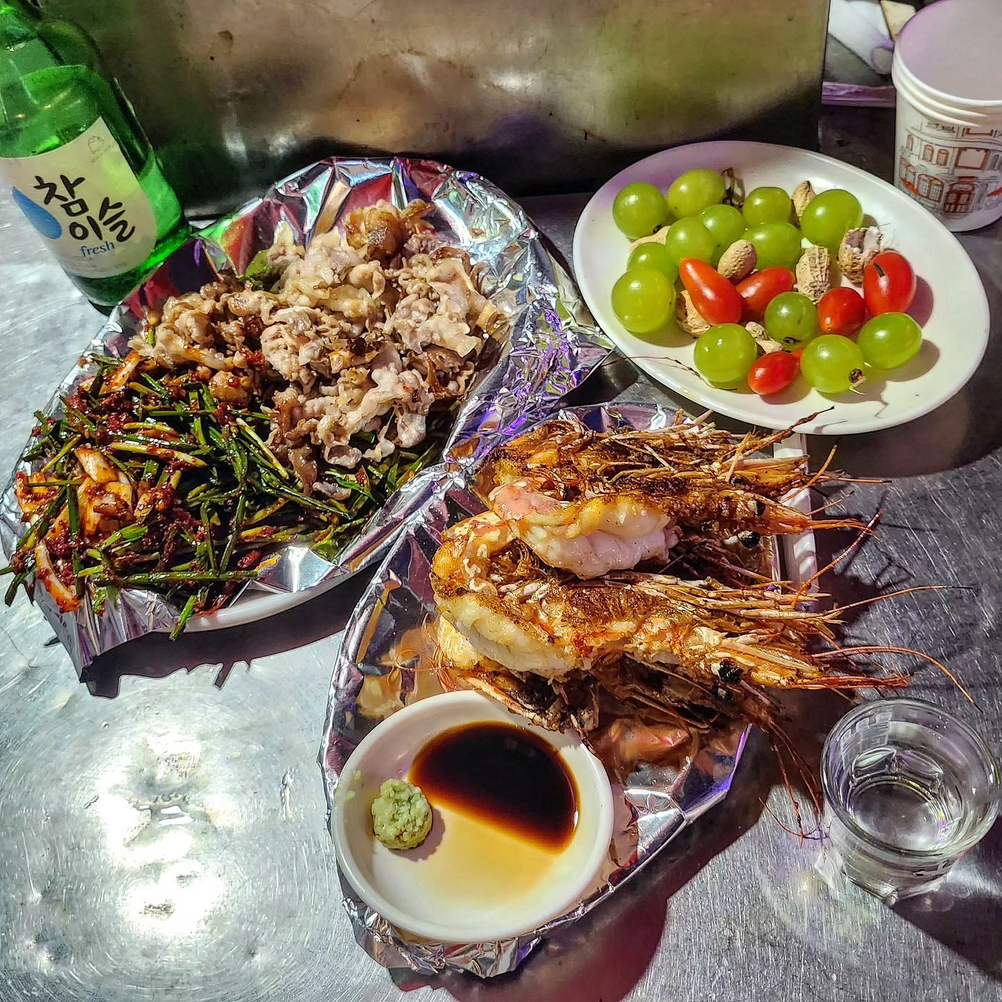 여행은 이런맛이지 ^_^ 모르는사람들이랑 같이 #49번포차 에서 #가자미 랑 #꼬막 얻어묵기잼 끼야아아앙 #곽튜브다녀간곳 국밥집도 성공🫶