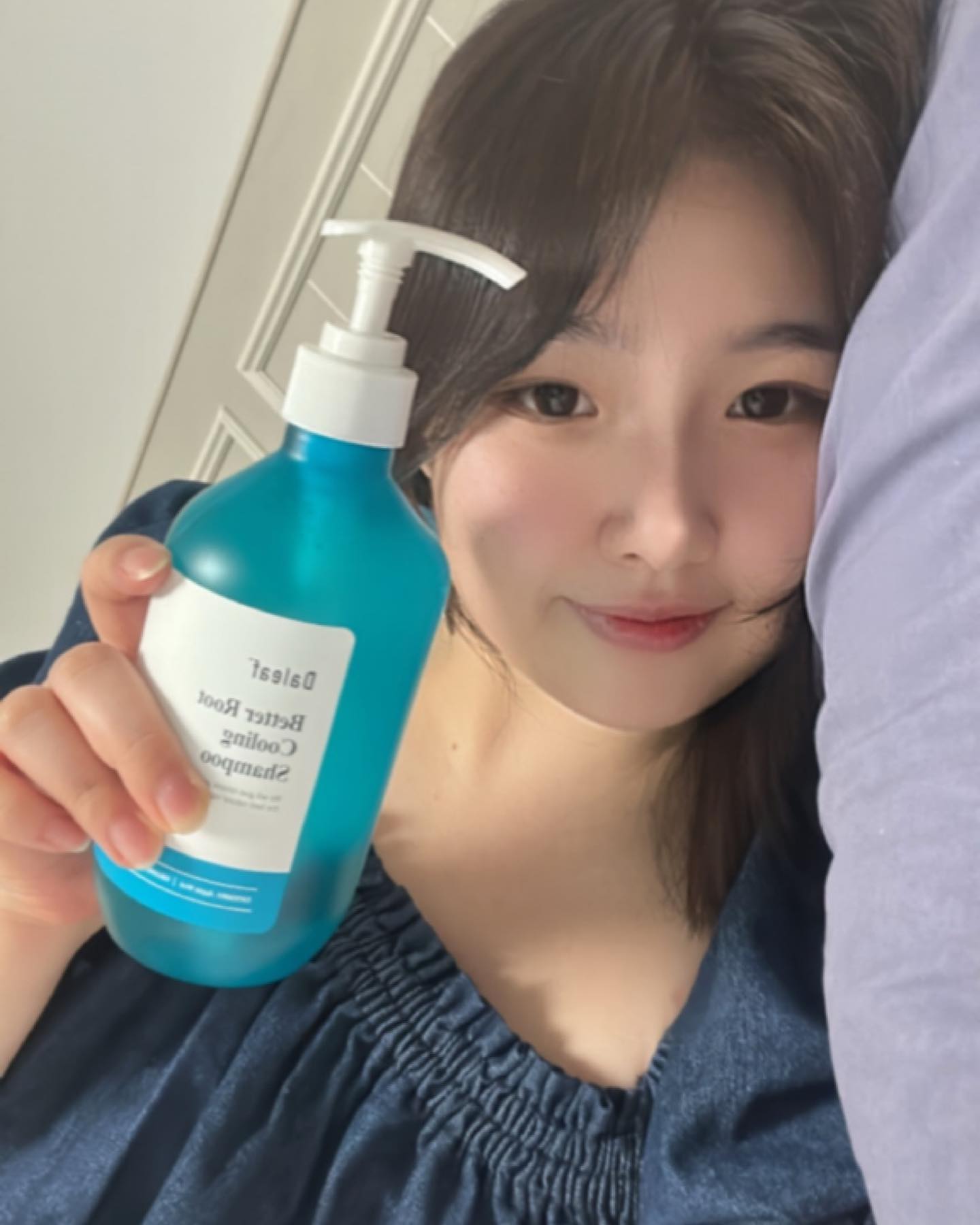 #협찬

출산하고 머리가 너무 많이 빠져서
걱정이었는데 
요 샴푸가 탈모증상 완화 효과도 있어 
맘이 놓였고
샴푸했을때 시원한 쿨링감으로 
유분기가 싹 씻겨내려가는 것 같아서 
넘 좋았습니다!
다들 사용해보시라요!

#달리프#daleaf#ダリーフ#올리브영샴푸#쿨링샴푸#탈모샴푸#달리프샴푸#지성샴푸#두피쿨링샴푸#올리브영추천