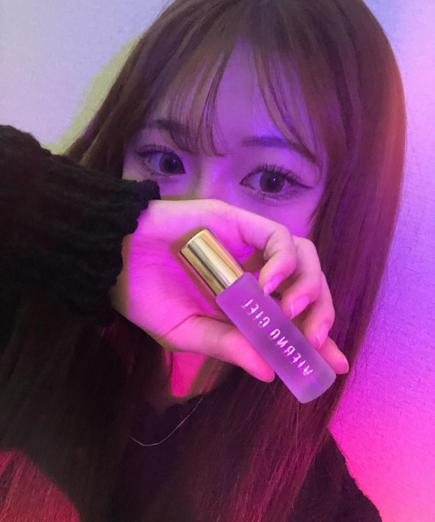 오늘의 #향수 추천!!
레드컨테이너 휴대용 향수 #비에르노씨엘롤온폭스 어우 짱 입니다요..
베르가못 향으로 시작해 꽃향으로 끝나는 향 입니다🤤
10ml에 볼캡 형태로 되어있어서 편리하고 일반 향수보다 잔향이 오랜시간 지속 된답니당🤭
#페로몬향수 는 #레드컨테이너향수 !>_<
#레드컨테이너 는 국내 성인용품 1위 향수로 다양헌 러브 코스메틱 제품을 전국 20여개의 매장과 대형 온라인 쇼핑몰 등을 통해 판매 중이래요!!
.
.
.
#여자향수 #남자향수 #여자향수추천 #남자향수추천 #기념일선물 #커플향수 #향수추천 #휴대용향수 #롤타입향수 #비누향향수 #여자가좋아하는남자향수 #남자가좋아하는여자향수 #20대향수 #30대향수