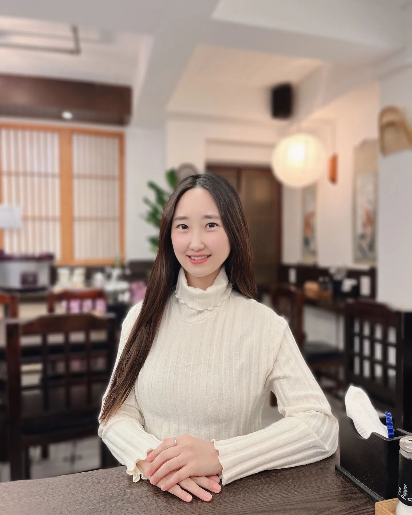 #광고 환하게 웃을때 치아가 이뻐보여야 인상도 깔끔해보이잖아요

그래서 관심있던  무삭제 라미네이트에 대해
저도 한 번 알아보았는데그 동안 전혀 몰랐던 사실이 많더라고요!! 

무삭제 라미네이트의 오해와 진실?
무삭제 라미네이트는
특별한 기술이 아니라
이를 안 깎고 붙이기만하면 되기 때문에
어떤 치과의사나치료 할 수 있다고해요.

하지만 왜소치(작은 치아), 벌어진 치아,
옥니(안으로 들어간 치아) 같은 경우
이를 안다듬고 붙이기만 하면
치아가 커지고 부자연스러워지는
결과로이어지고  치아를 건강하게 오래 쓰기 위해서는
삭제가 필요한 경우도 있고 삭제가 필요 없는 경우도 있으니
충분한 상담을 통해 불필요한 삭제 없이 치료하는게 제일 중요한 부분!! 꼭 ✅✅✅✅ 체크해보세요

미니쉬치과병원
minish_official
1899-2854
서울 강남구 언주로 728

#무삭제라미네이트 #라미네이트 
#치아성형 #연예인라미네이트 #라미네이트후기