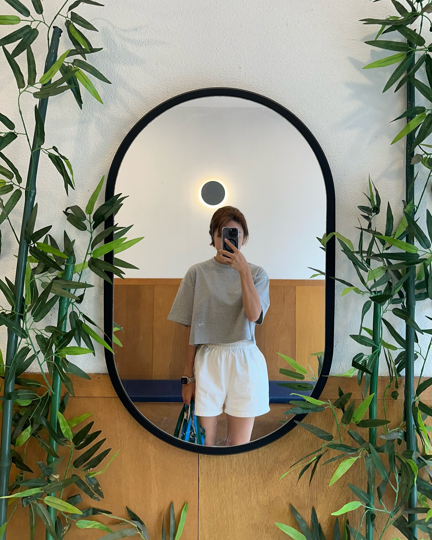 난 호시라멘이 좋은데 산쪼메라멘이 더 좋다는 남편🥺 그리고 태양커피 너무 맛있음 콜렉티보보다 맛있음 매일 마시고 싶다 1L씩 마시고 싶다