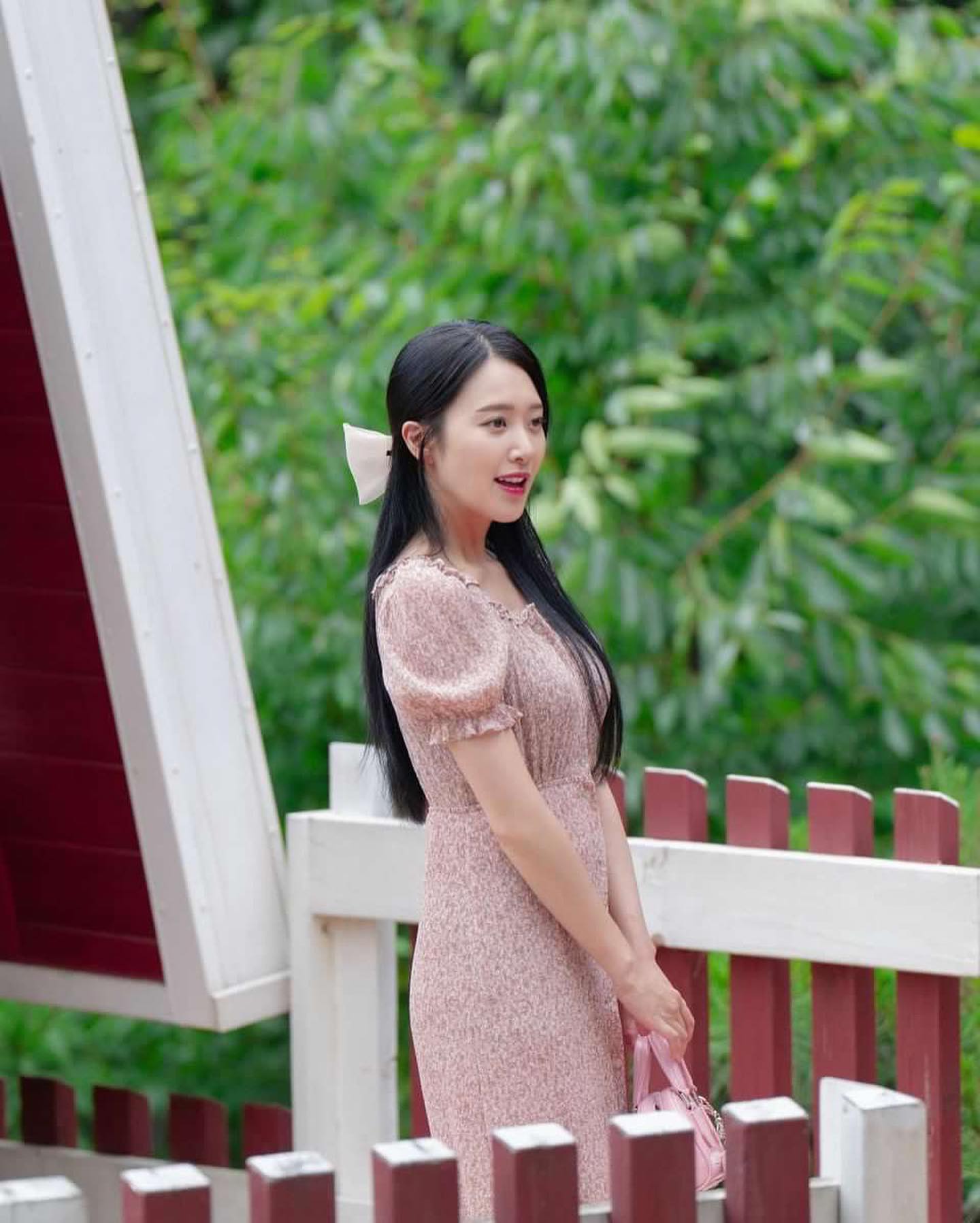 _
너무 바쁜 하루하루를 보내고 있는 8월..
지난 소니촬영때 예쁘게 촬영해 주신 사진이 도착해서 너무 기분 좋았땅💌
다양하게 담아주셔서 다 맘에든다롱🎀

#촬영모델
#예쁜척#미안
#너무맘에들어#😆
#루덴시아#촬영장소