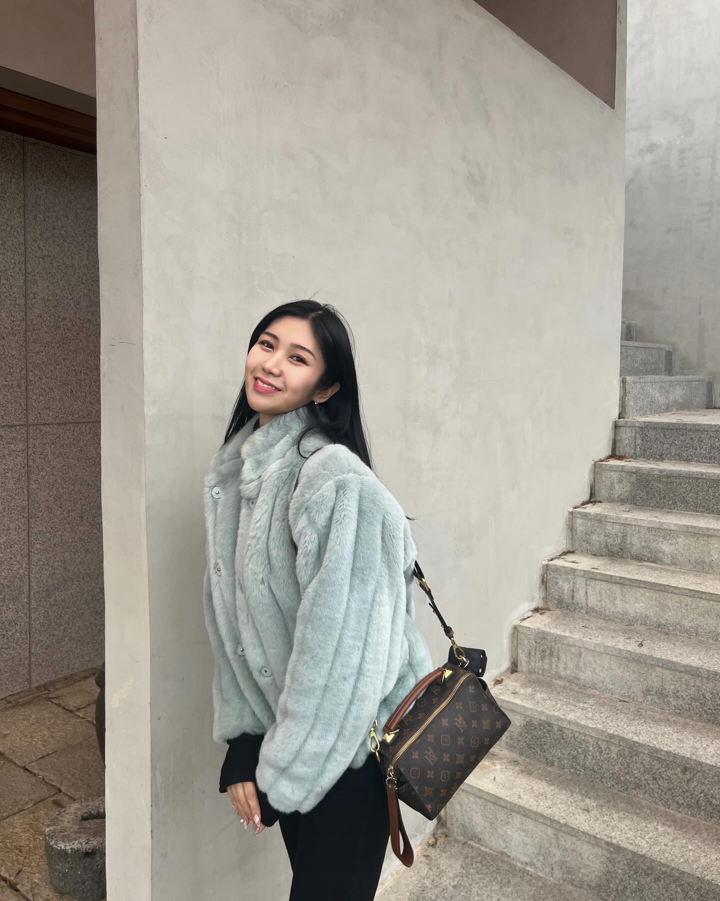 요즘 날씨 왜이래 얼어죽겠오