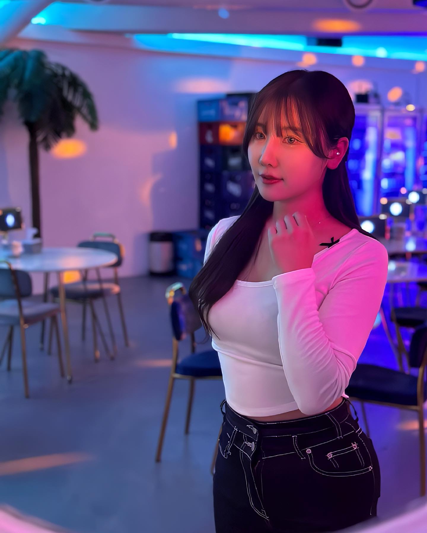안녕하세요🙆🏻‍♀️
2024년 잘 보내고 계신가요~?
한동안 인스타그램 오류로 고생했는데 이제 해결됐네요!
늦었지만 이번 연도는 작년보다 더 좋은 일들로 가득하세요 🙌🏻

#신년인사#박혜경#러빙유