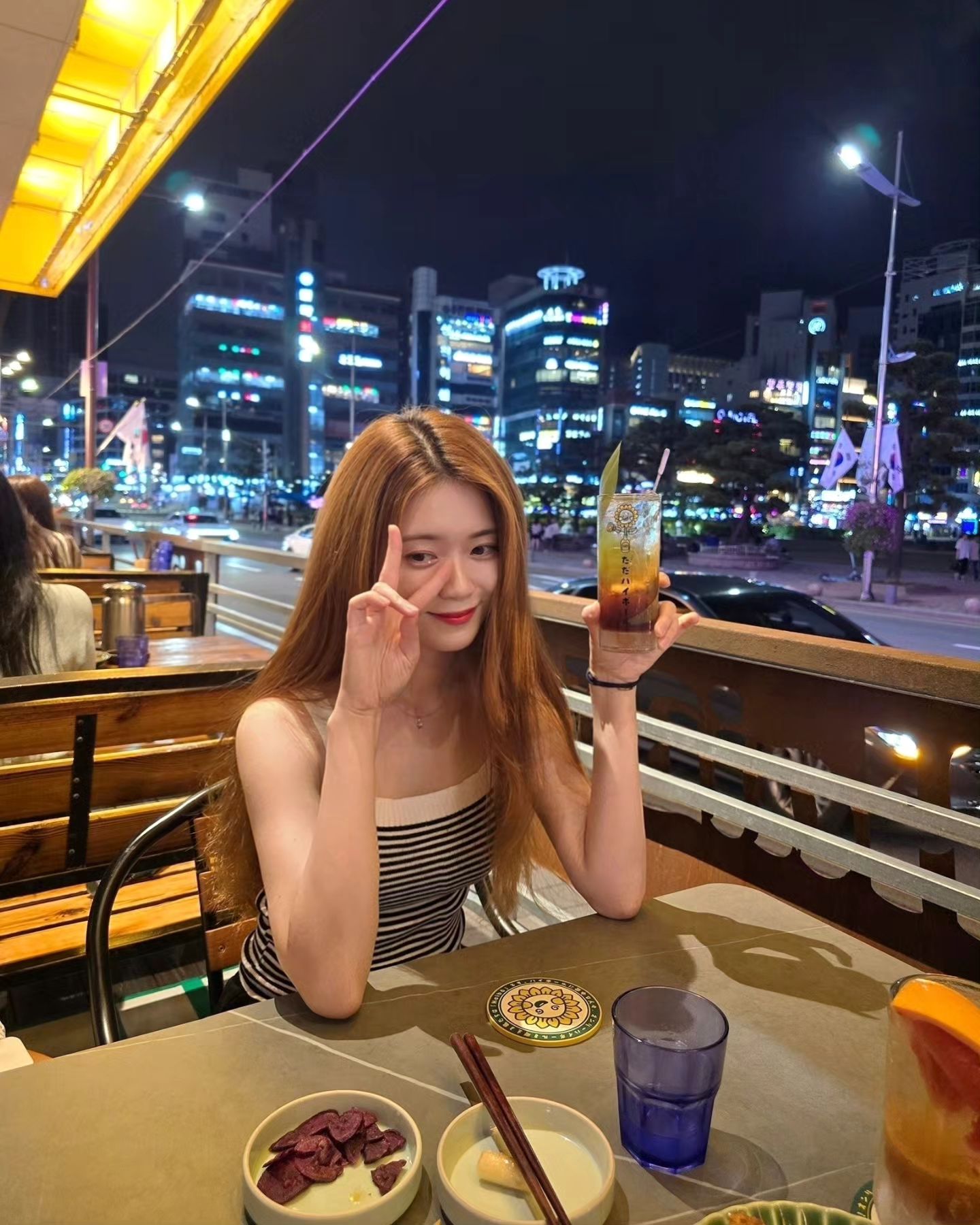 8월10일 토요일!! 부산 벡스코에서 페스티벌이 열린대요😍
실내 페스티벌이라 더위 걱정은 없을 것 같아요~!

라인업도 미쳤쿠!!

<Soundberry Festa' 24 - 부산>
FT아일랜드, 씨엔블루, 원위, 나상현씨밴드, 엔플라잉, 휘인, 최유리 너무너무 기대되는 라인업🤗

시원하게 공연 즐기러 가요💙
.
.
#Soundberryfesta2024 #부산공연 #에프티아일랜드 #씨엔블루 #엔플라잉 #실내페스티벌 #벡스코공연 #8월10일