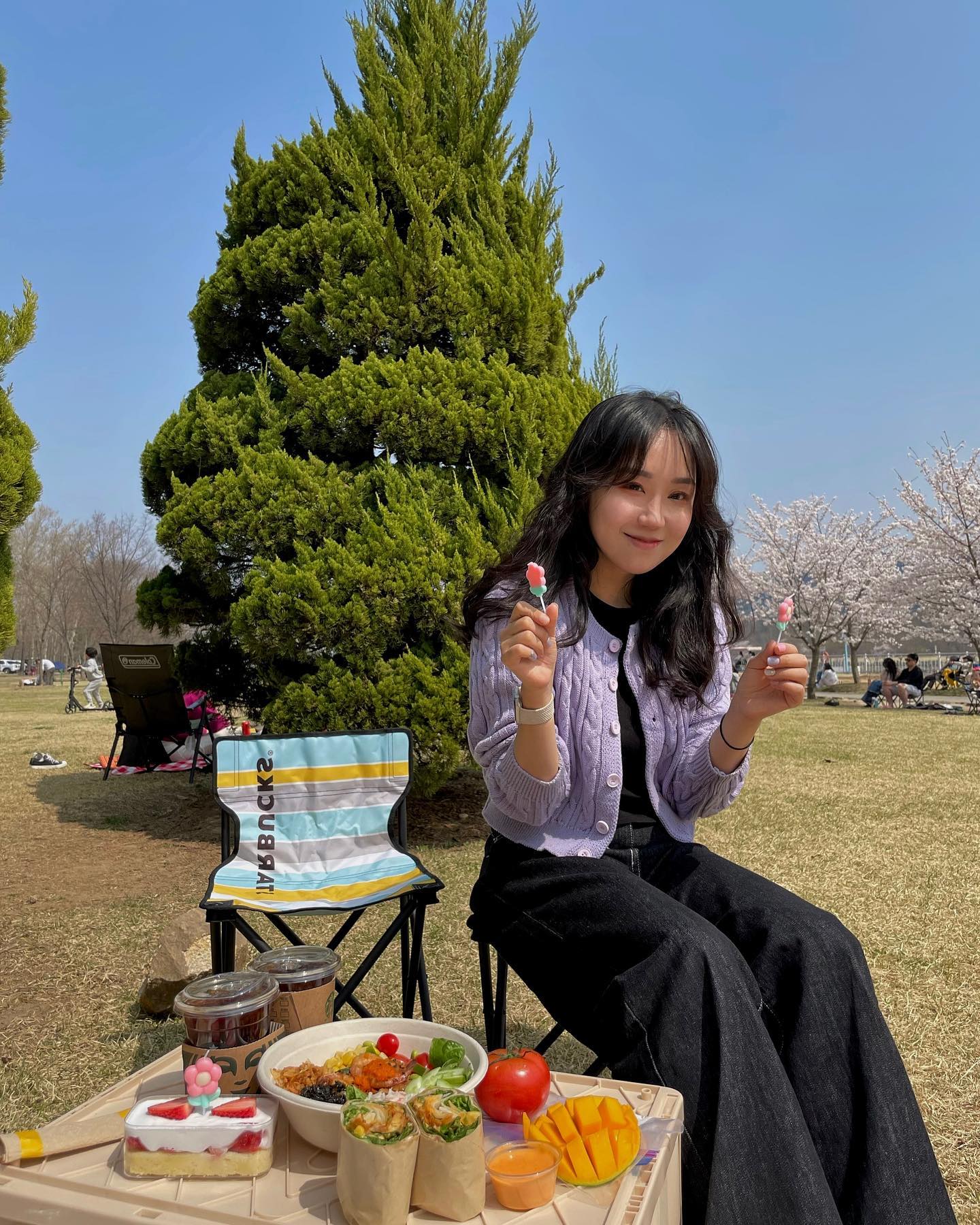 미세먼지 눈치챙겨😶‍🌫️
#봄