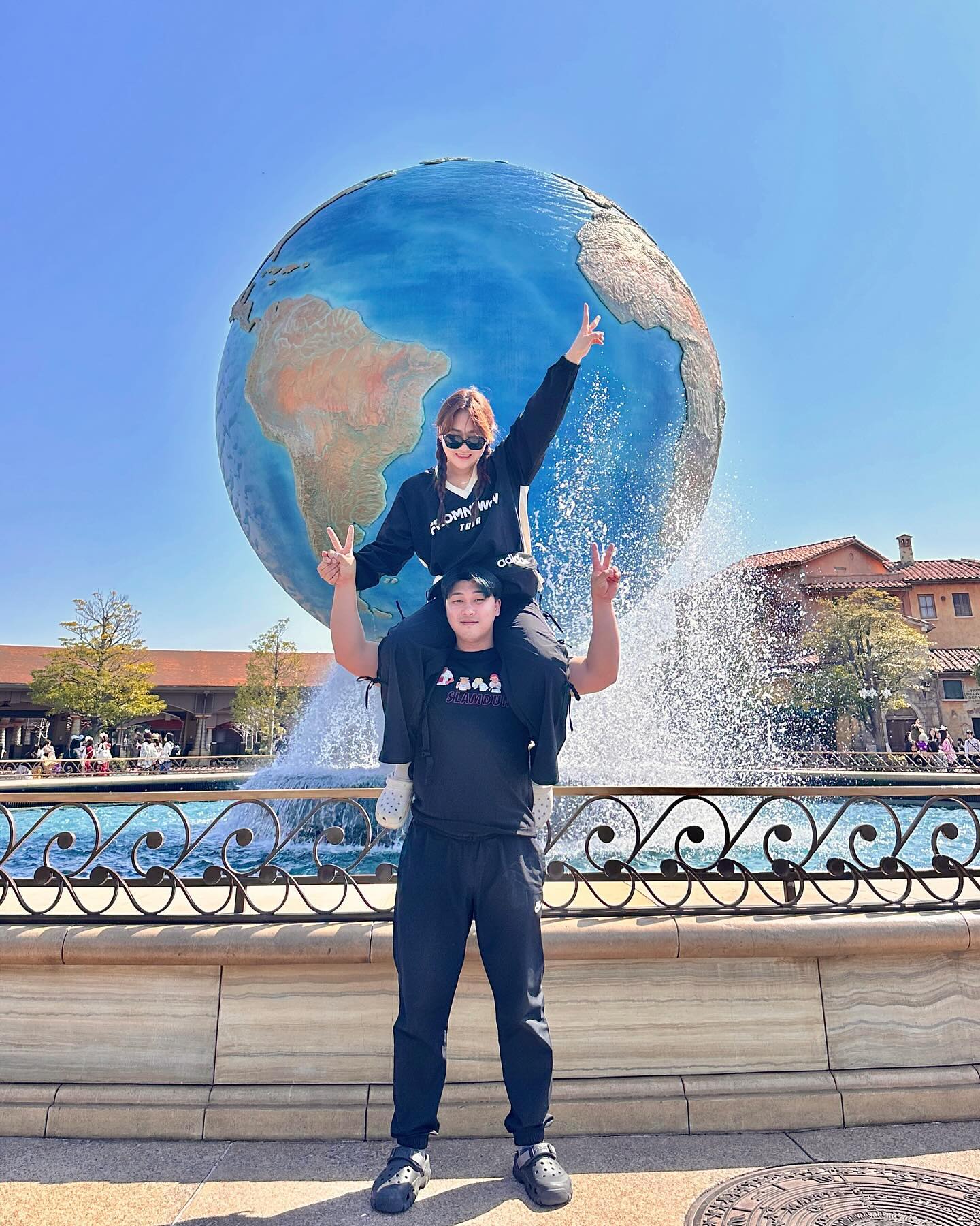 𝔻𝕚𝕤𝕟𝕖𝕪 💞🧜🏻‍♀️🫧✈️