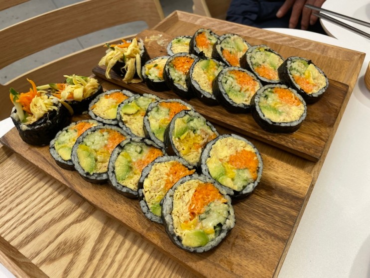 키토김밥 아보카도맛집 백미 현미 변경 가능한 과천 지정타분식맛집 삼청당