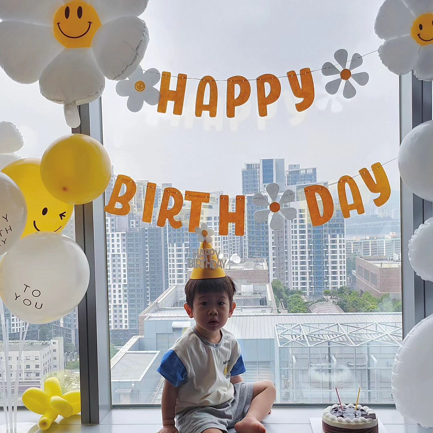 ⁣
너의 두번째 생일을 진심으로 축하해 ♡⁣
⁣
앞으로도 건강하고,⁣
또 바르게 자라나길 엄마가 기원해 ⁣
⁣
항상 행복하자 😊⁣
⁣
사랑하고, 사랑하고, 사랑해 ⁣
⁣
#두돌⁣
#2nd #birthday⁣