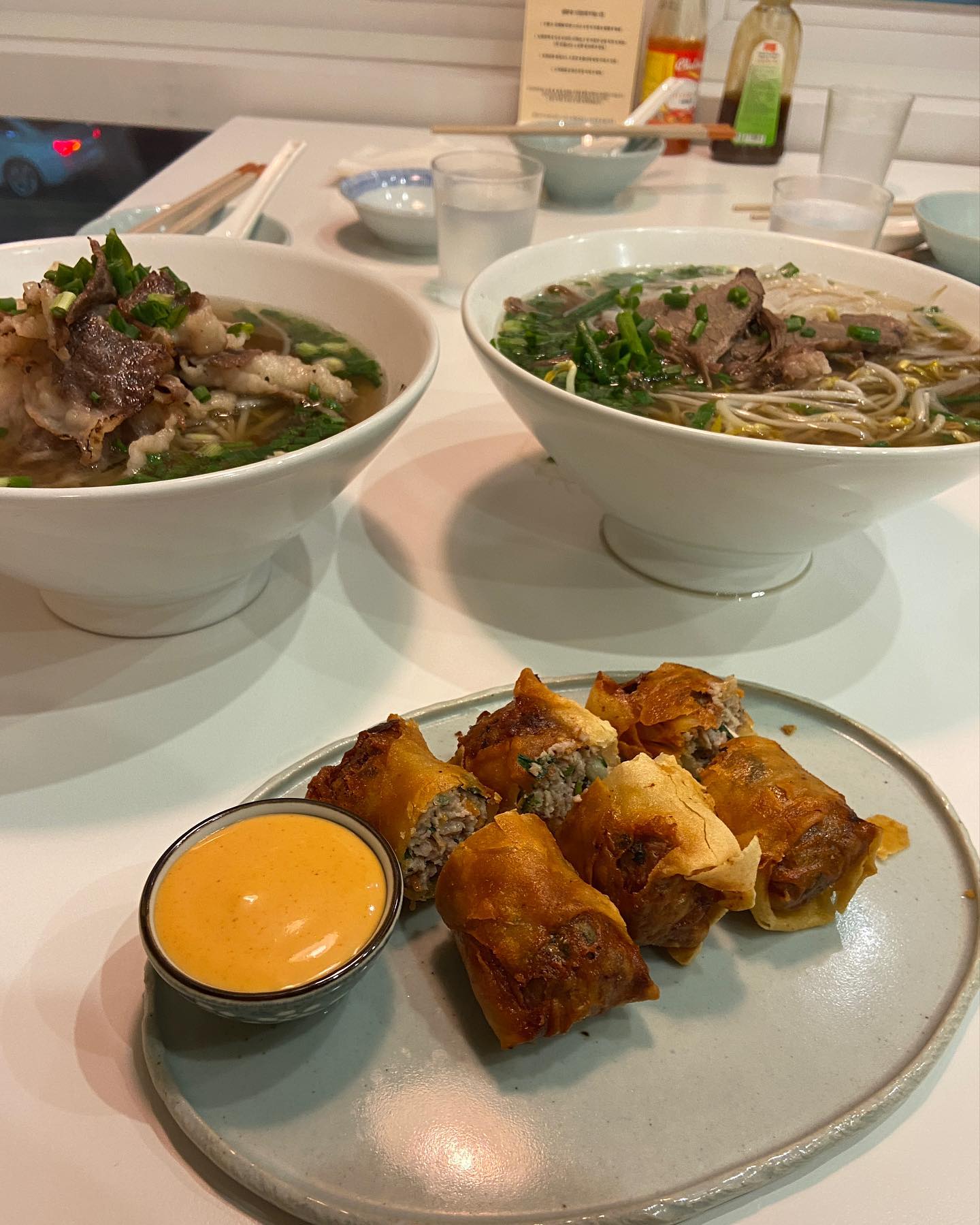 머이머이 🍜🍲
.
진짜 ~~국물이 끝내주고 너무 맛있어요😍 
.
쌀국수 찐맛집입니다! 
.
국물도 진하면서 담백하고 ~
.
짜조도 겉바속촉의 정석이에여😍
.
아늑한 공간에서 맛있는 쌀국수를 먹고 싶다면 추천해요🤩
.
아기의자도 있어서 가족외식장소로 좋아요😘
.

🏡경기 고양시 덕양구 으뜸로 130 (덕은동, 위프라임트윈타워) 2층 244호 머이머이
.
#덕은동맛집 #덕은동쌀국수 #상암맛집 #머이머이