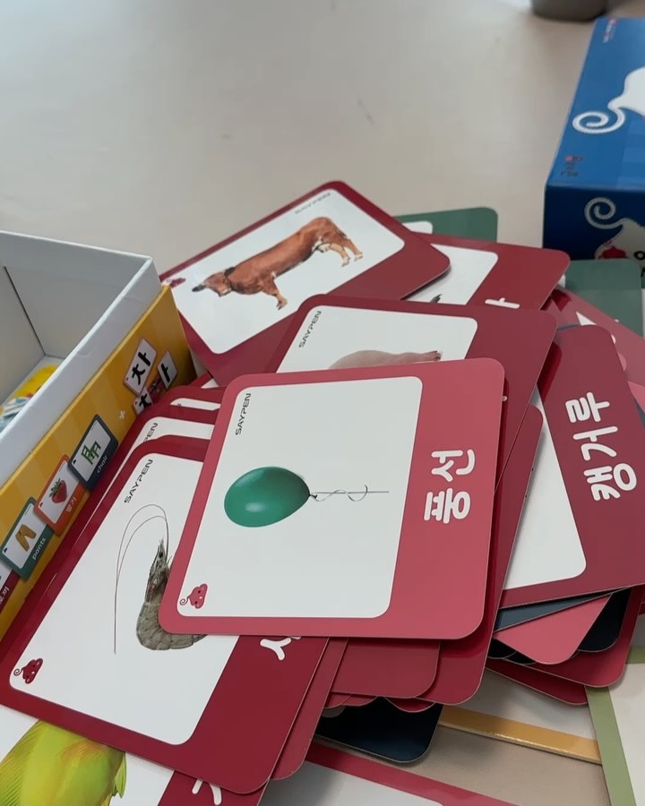 우리 아들 단어를 언제 이렇게 다 할줄 아는 거야~ 
감동 🤍🤍🤍 
#35개월아기 #단어카드