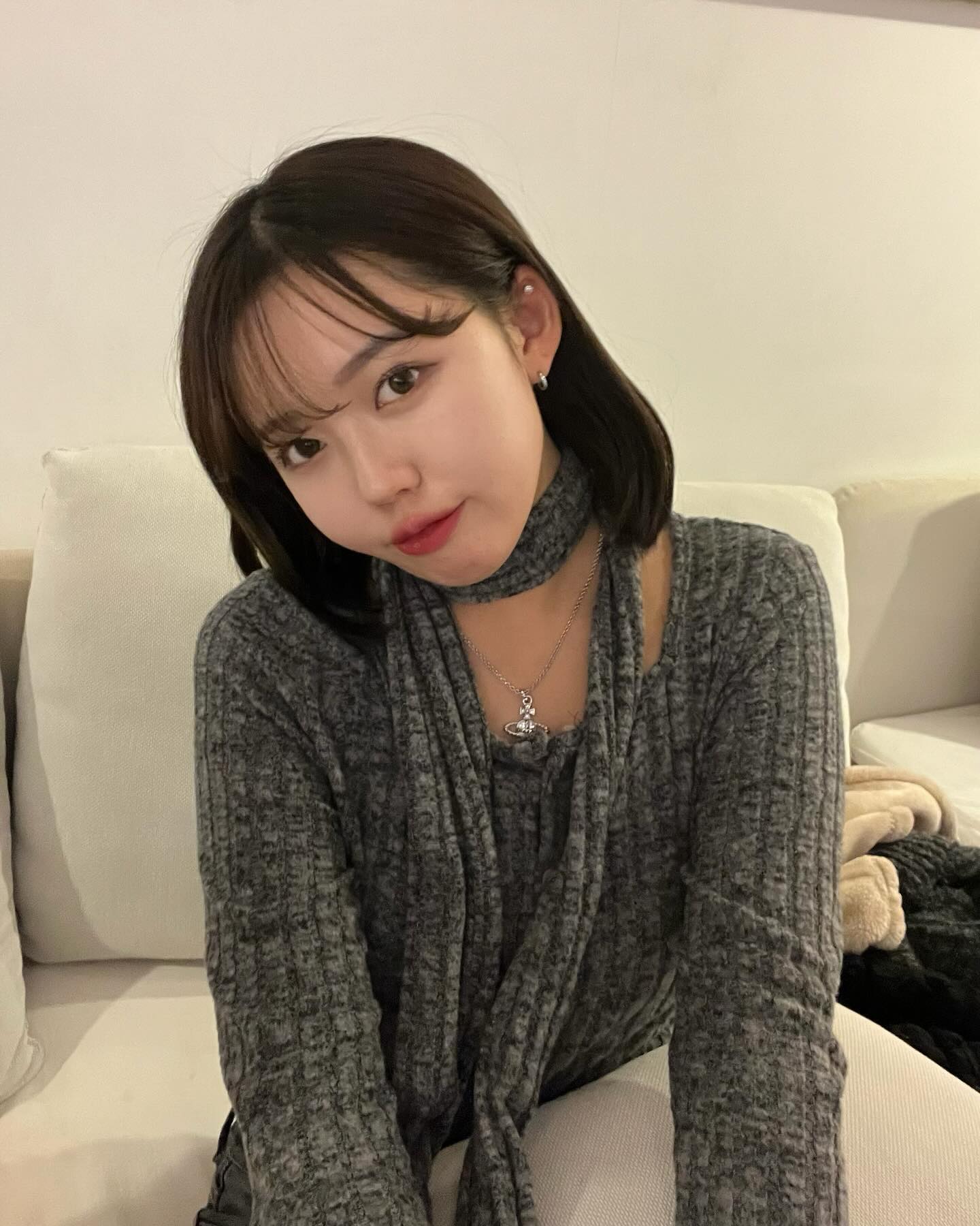 오랜만에 사진을 찍으니 뚝 딱 뚝 딱 ...𖦹