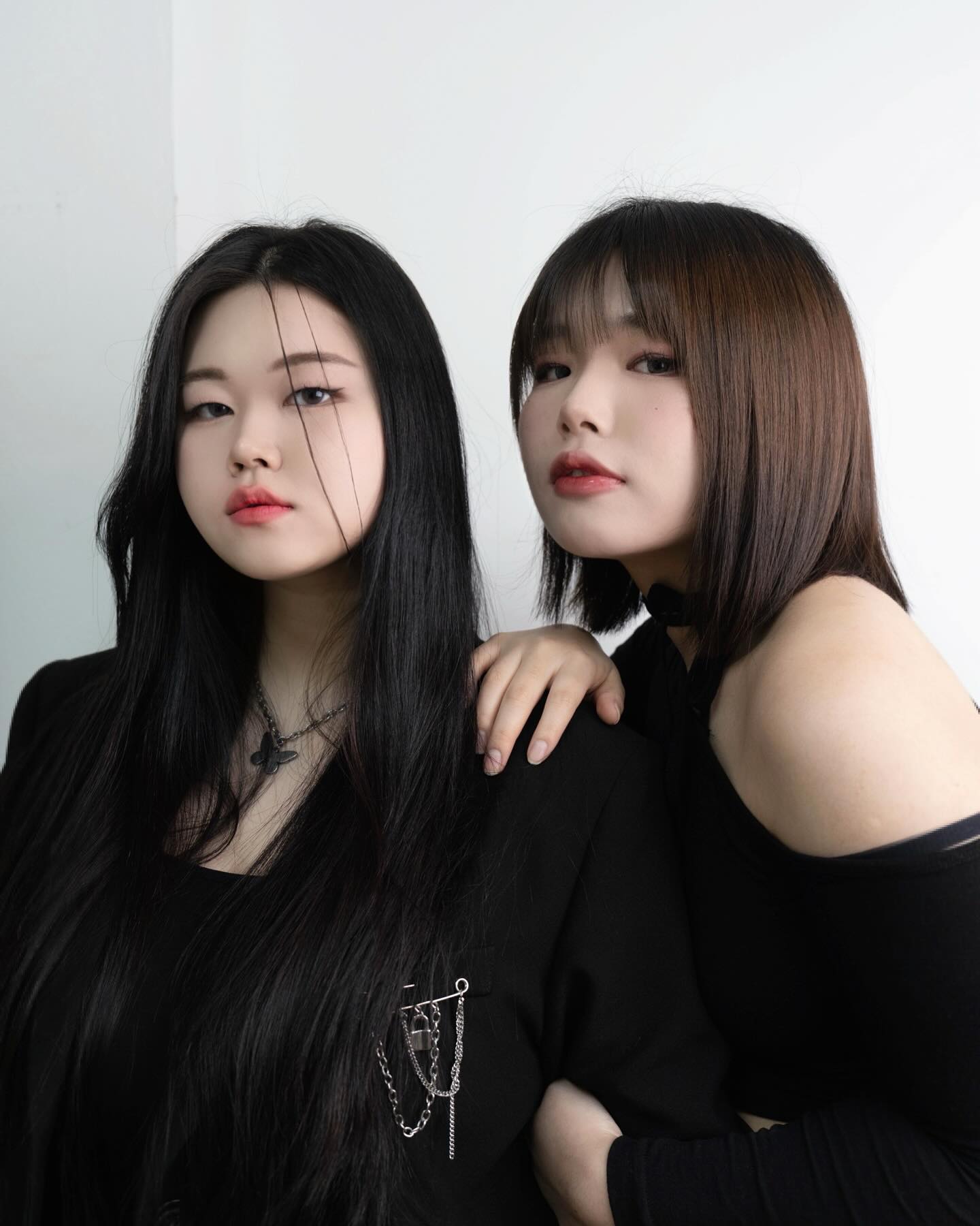 개죽이랑 10년째
.
.
.
.
.
#맞팔 #05 #20 #좋반 #fff #패션 #ootd #좋아요 #팔로우 #일반인모델 #스튜디오촬영 #스냅사진 #프로필사진 #프로필 #우정사진