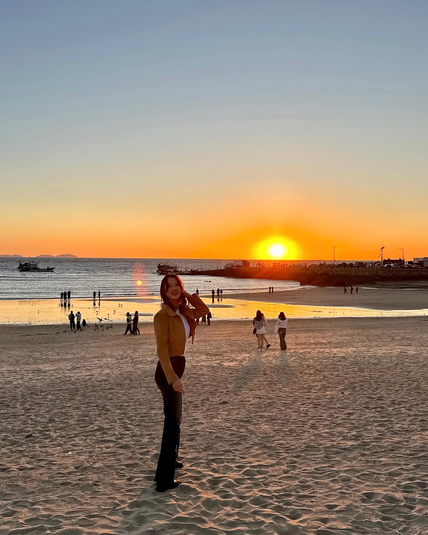 🌊🌇
