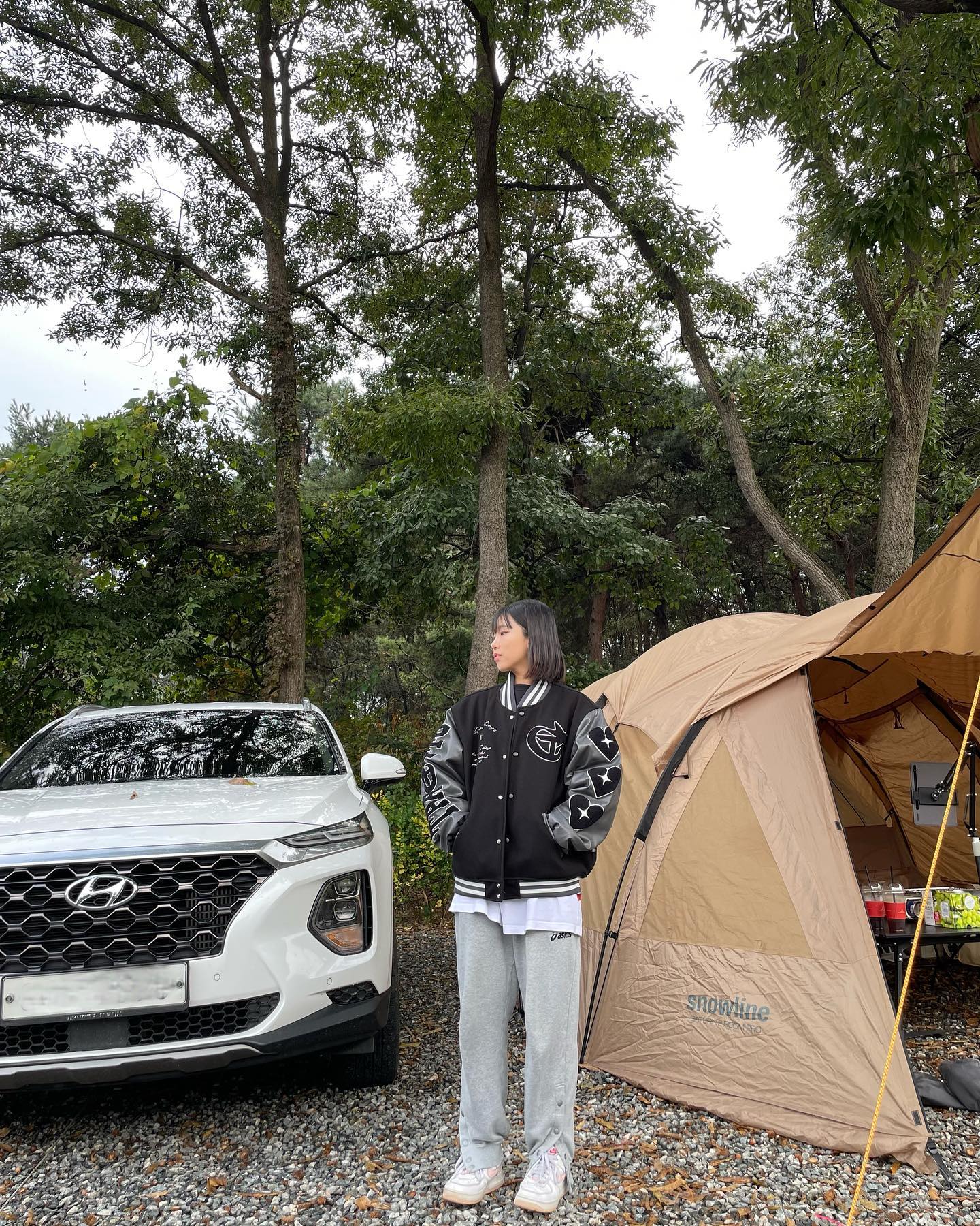 짱 오랜만에 캠핑~🏕️
이제 캠핑의 계절이 돌아왔어요오오ㅎㅎ
요즘 이래저래 몸도 안좋고, 이런저런 검사들을 하느라 기분이 별로였는데,
텐트치고 여유부리니까 좀 나아진 기분…이런게 행복이죠…ㅎㅎ
요즘 인스타 피드도 소홀하고 운동도 좀 소홀한데, 얼른 몸 회복하고 돌아오겠습니다ㅎㅎ

그나저나 아우터 넘 예쁘고 따뜻하고… targetto_seoul #타케토 #targetto