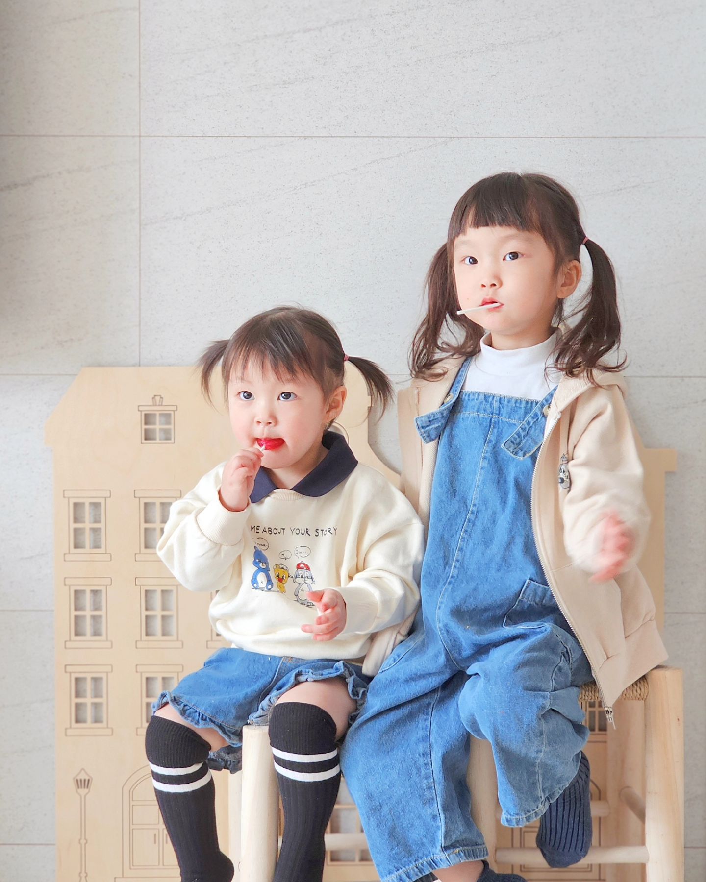 협찬 | #알파베베 
⠀
⠀
⠀
미리 입어보는 봄옷🌸
청바지와 베이지톤 상의로 맞추니
자매룩,시밀러룩 완성💕

기본템들로 코디해본
진정맘표 코디 어때요?

#alphabebe #자매룩 #시밀러룩 #커플룩

☁︎ᴛʜᴀɴᴋ ʏᴏᴜ⋰˚𖤐 alphabebe.official