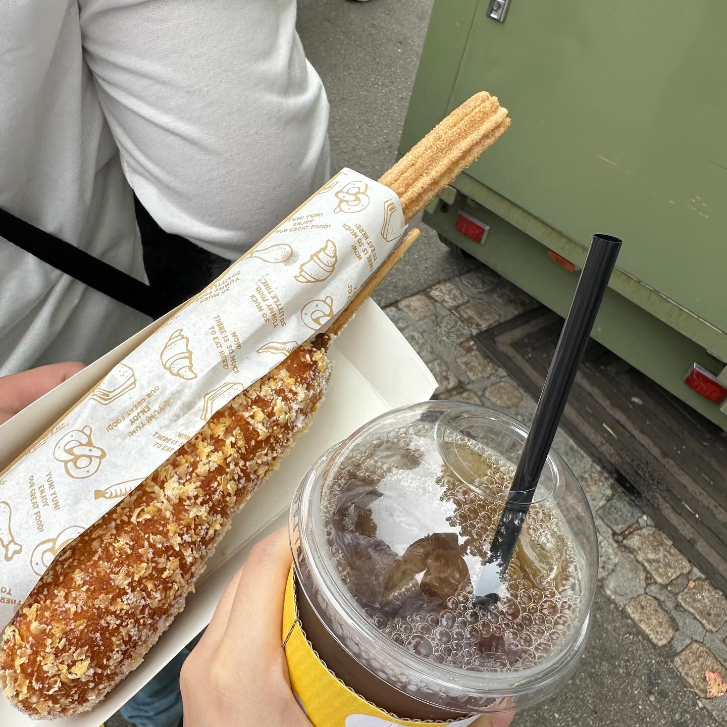 경기도가 보유한 최대의 츄러스맛집
우린 우리돈으로 먹고 싶은거 다 먹는 으른이다!!!