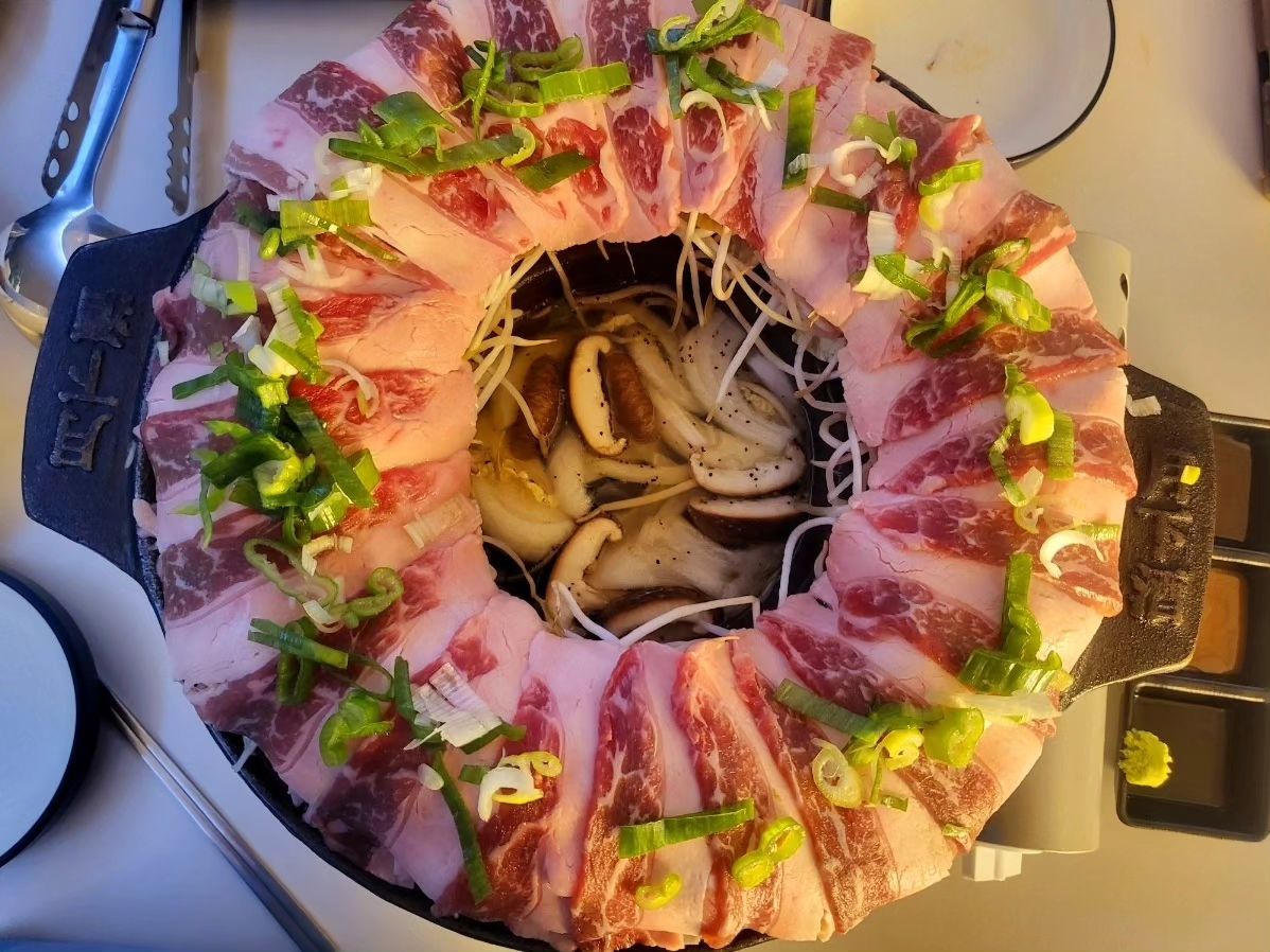 분위기 좋은 안주 맛집
핫대동에 #월하주

꽃샤브도 육회도 넘 맛있었다!
특히 육회양념대박,.

꽃샤브 23900
육회 23000

open 18:00

close 05:00

ALWAYS OPEN

#진주술집#진주하대동술집#진주월하주#하대동월하주#월하주꽃샤브#월하주육회