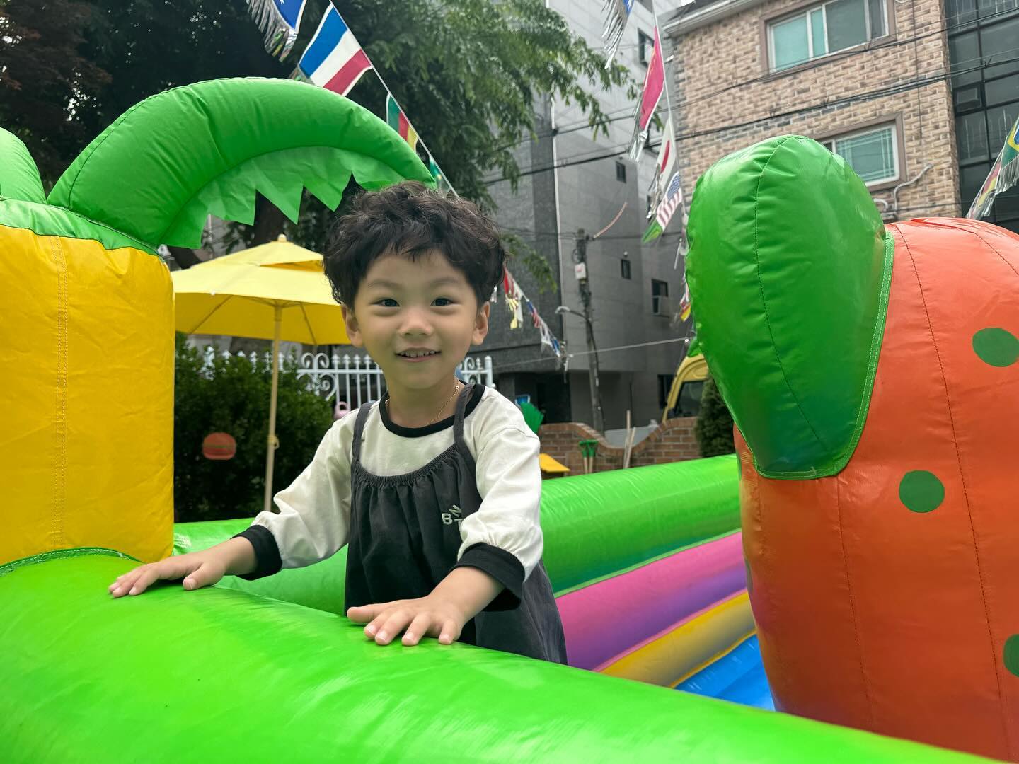 + 1313 d ◡̈ෆ 

슈옵빠 유쳔 어린이날 행사 💛

직접 고른 옷 입고 행사참여하기