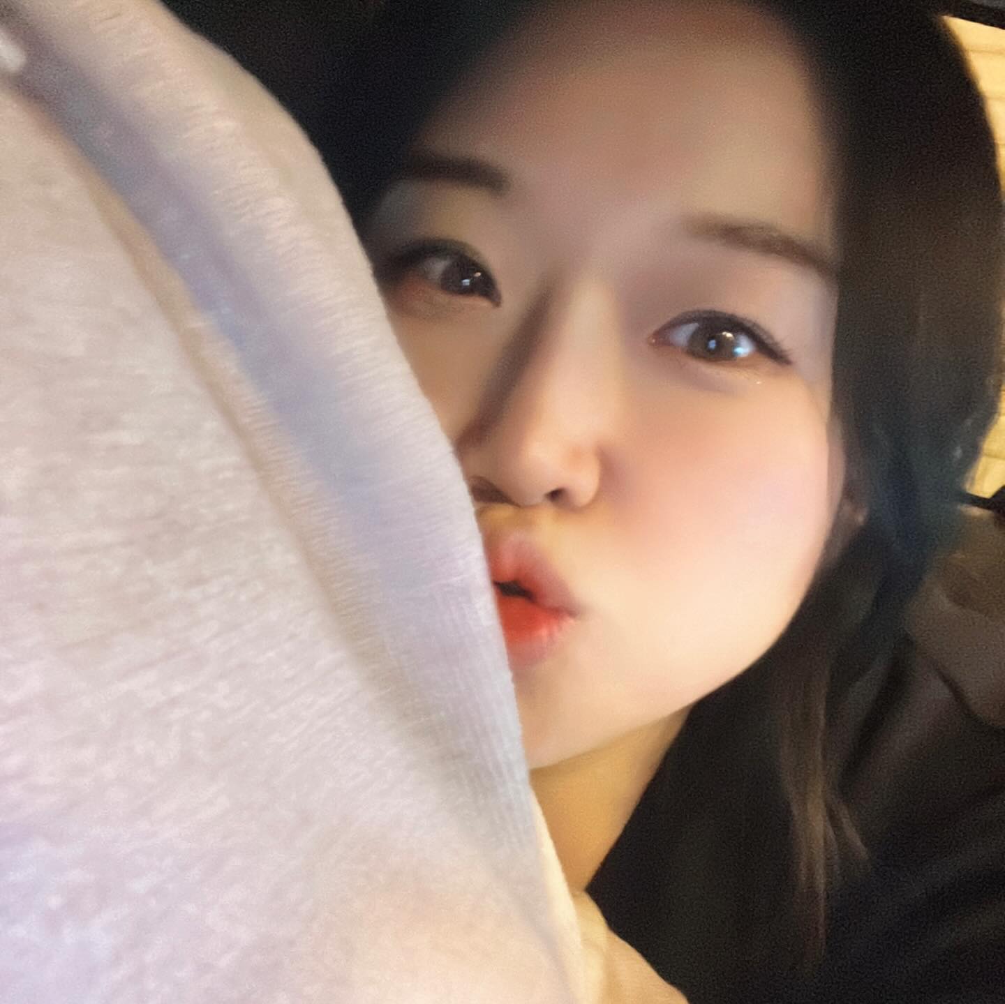 #런람이 #주말
.
아직 스페인 사진도 다 못올렸는데😵‍💫
나 나름 계획적이니까(?) 계획대로 올릴꺼야
.
뭐든게 다 완벽했던 여행❤️‍🔥
.
먹고 먹고 또 먹고 먹고 잘때 까지 먹는게 목적인여행!
닭꼬치600g, 대창 1kg, 껍데기, 삼겹살, 소고기, 딸기, 라면 까까 사고나서 모자를까봐 심각하게 걱정했는데
닭꼬치, 대창 먹고 못먹었다😅대창 꾸역꾸역 먹음ㅋㅋㅋ
주말까지만 많이 먹어두기로 했는데 많이 못먹은듯...😭
이제 욕심내지 말고 배부를때 쇼핑해야겠다!! 알았지?ㅋㅋ
고기굽기는 물론 다 해준 매니저 최고!!🫶덕분에 너무 편하고 즐거웠음ㅋㅋㅋ
아직 시차적응으로 힘들지만 갑작스런(?) 여행으로 겁나 피곤해서 그런지 어제는 꿀잠잠... 이렇게 다시 시차적응 하는거지 뭐😅😅 또 놀러가고 싶다!!!!!!🥹
.
#주말 #여행 #가평 #여행스타그램 #좋아요 #맞팔 #주말여행