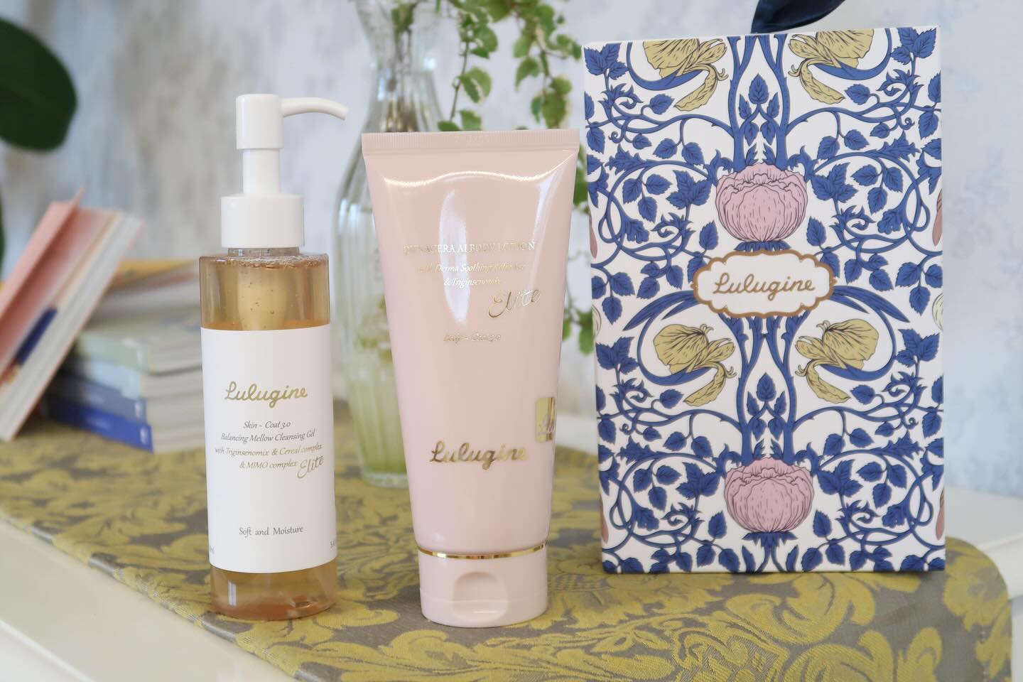 #광고 lulugine.official 

The Beauty Engine, Lulugine 
피부 멘탈 케어의 시작 룰루진 🤍🧖🏻‍♀️

샤워 후 건조해진 피부를 위해 보습가득한
바디케어는 필수 ! 🚿🛀🏻

룰루진 다이나세라 AI 바디로션룰루진 만의 
독자적 기술력 Ceramide NP Complex™
고농도 세라마이드 30,000ppm이상 함유로 촉촉하고 부드럽고 매일 편안하게 !

같이 사용하면 좋은 
룰루진 엘리트 스킨코트 3.0 밸런싱 멜로우 클렌징 젤🧴

 진세노사이드와 비타민 및 항산화 성분의 강화로
광채, 보습, 주름 탄력개선까지 케어해보자구요🤍

#룰루진 #엘리트 #바디로션 #피부장벽강화 #피부장벽 #바디로션 #클렌징젤