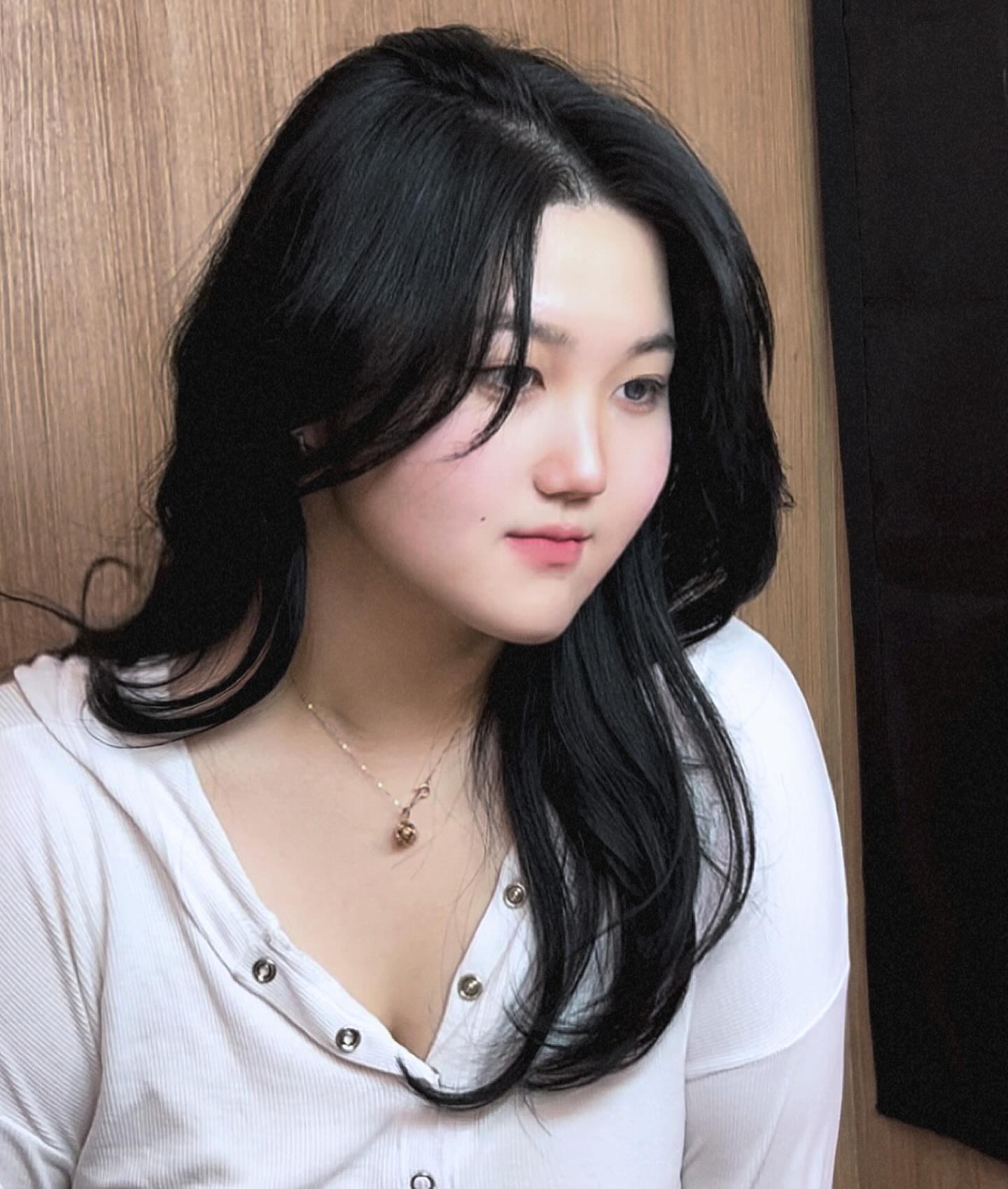 ^_−☆