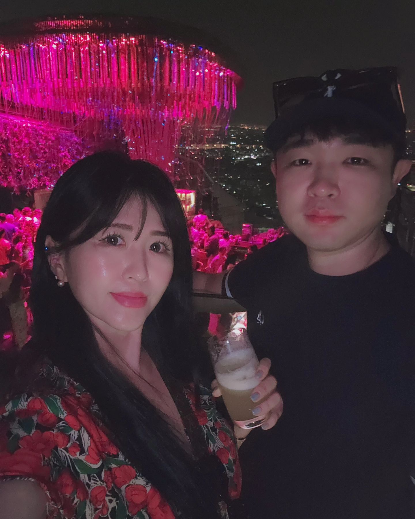 사릉하는 여보랑
방콕 티츄카 루프탑바
.
사랑해
.
알러뷰!
.
#방콕 #방콕여행 #티츄카 #티추카 #tichuca 
.
#군산 #익산 #전주 #연상연하 #부부 #연인