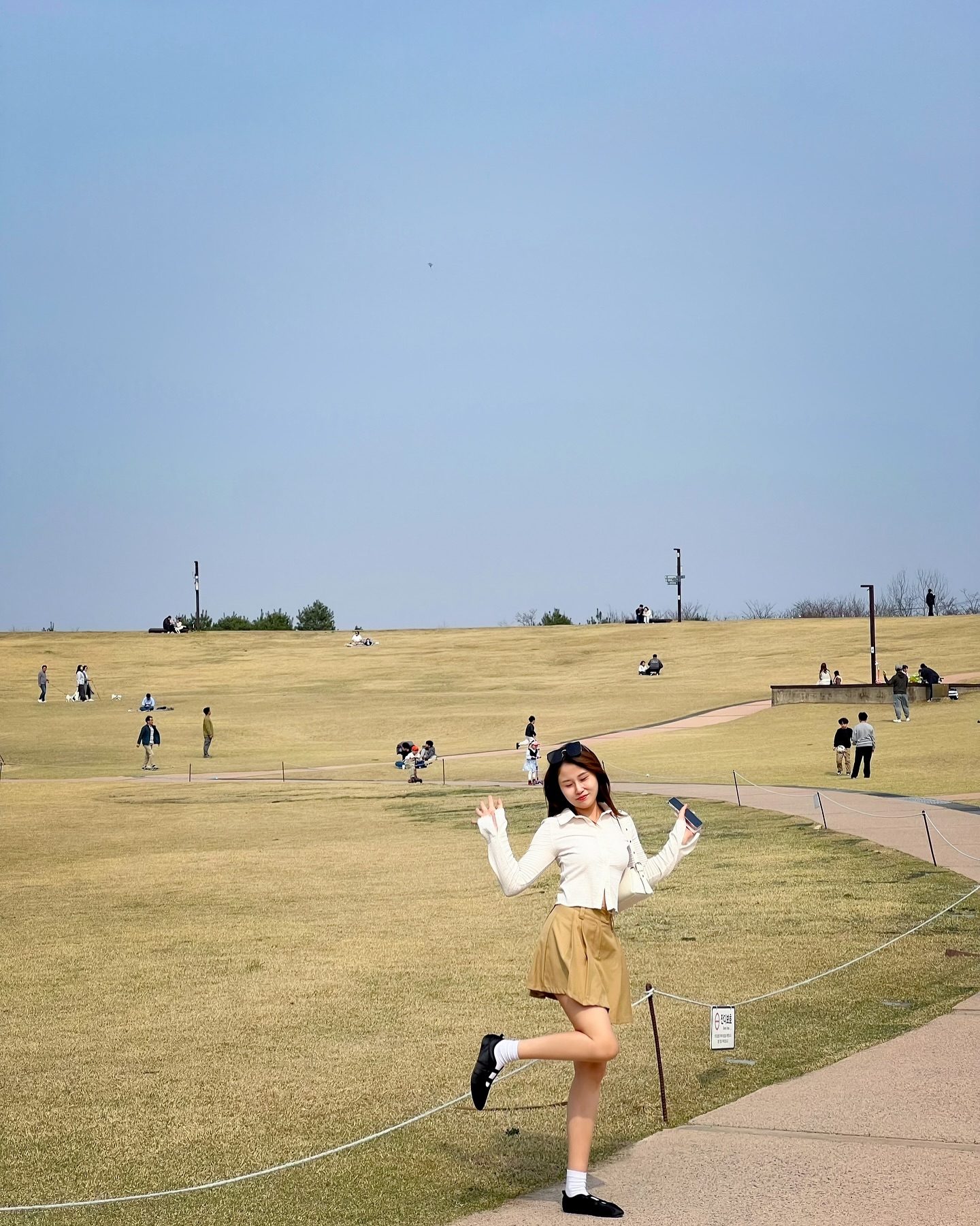 비온뒤맑음☀️

#파주 #paju #봄 #맑음