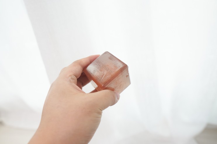 냄새제거 필수템 알래스카큐브 데오우드 퍼퓸 샤워바 후기