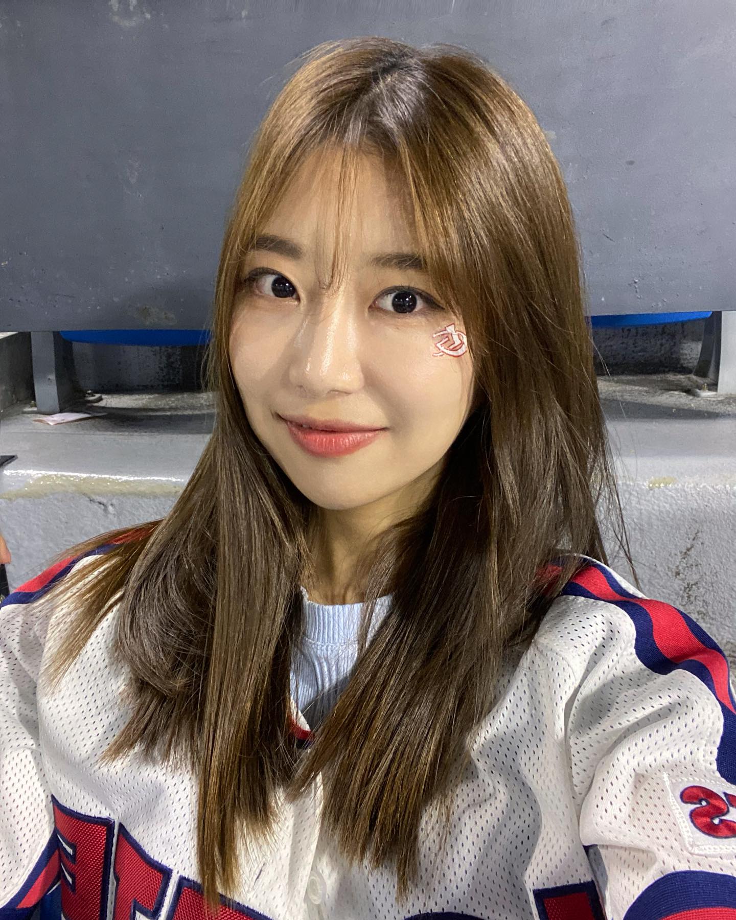 아이구 머리야 … 
 #롯데자이언츠  #엘지트윈스  #엘롯라시코